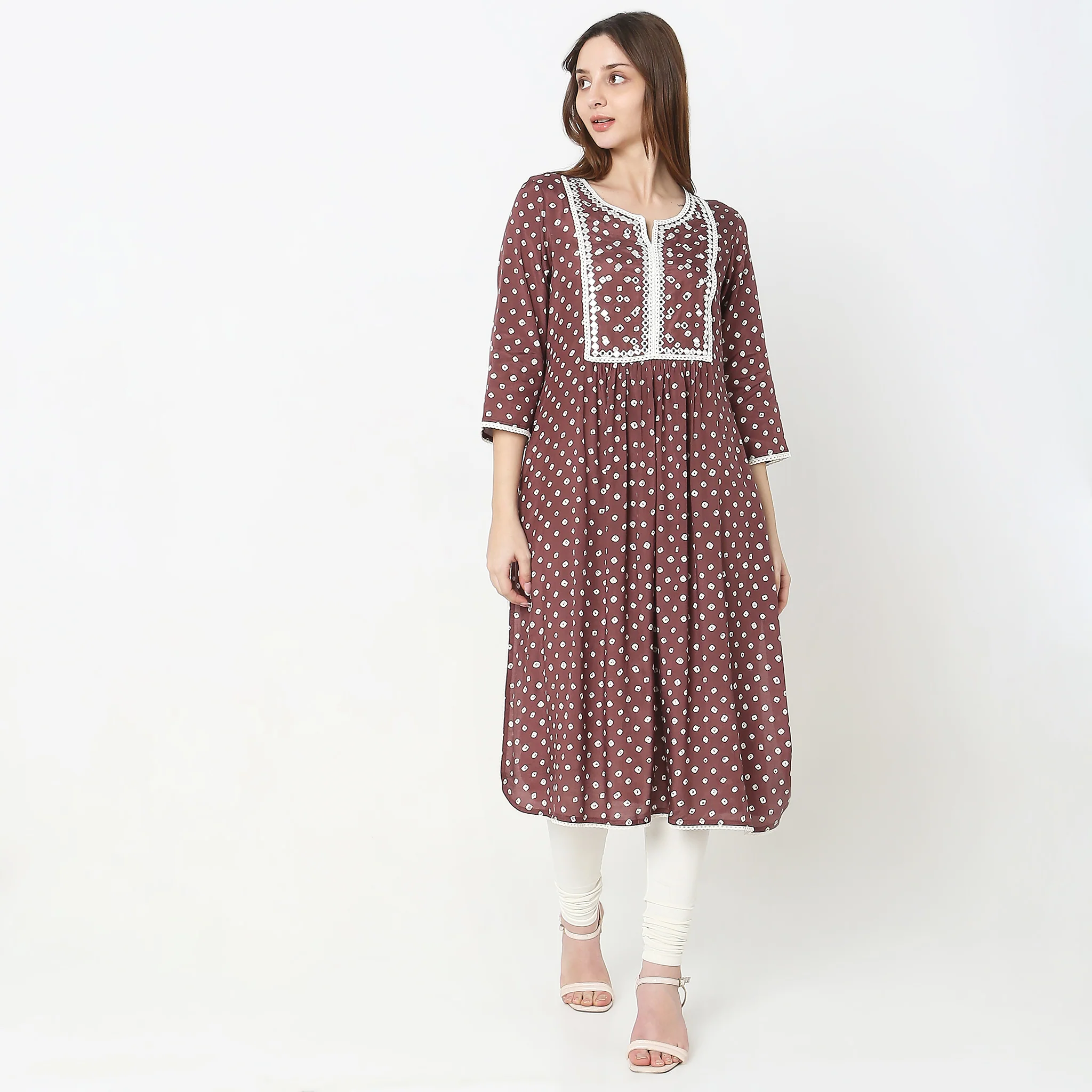 Flare Fit Embellished Kurta - Image 2