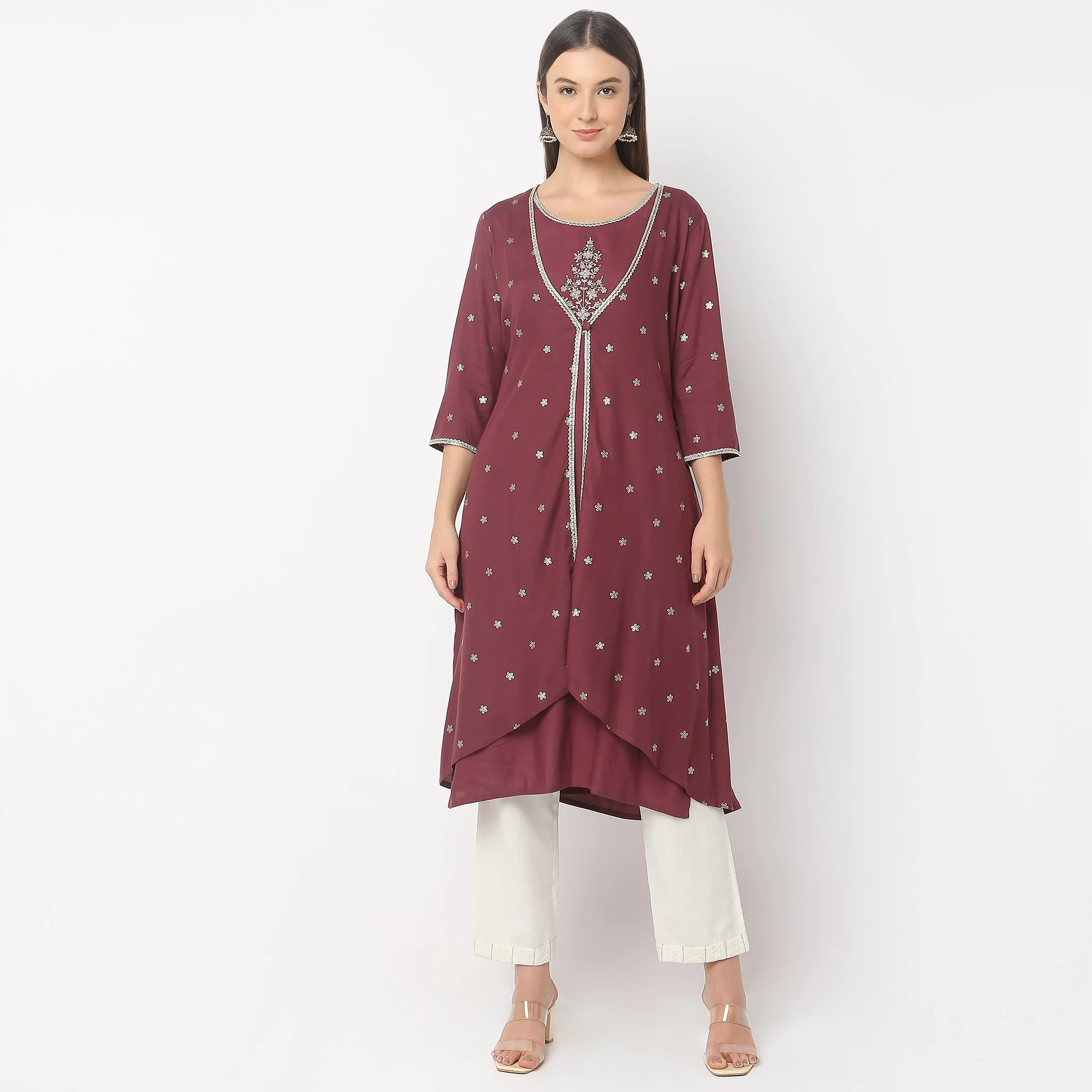 Flare Fit Embroidered Kurta - Image 2