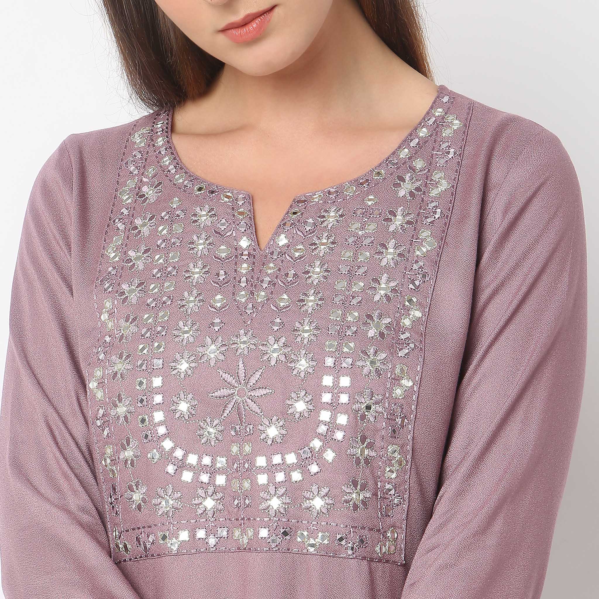 Flare Fit Embroidered Kurta - Image 4
