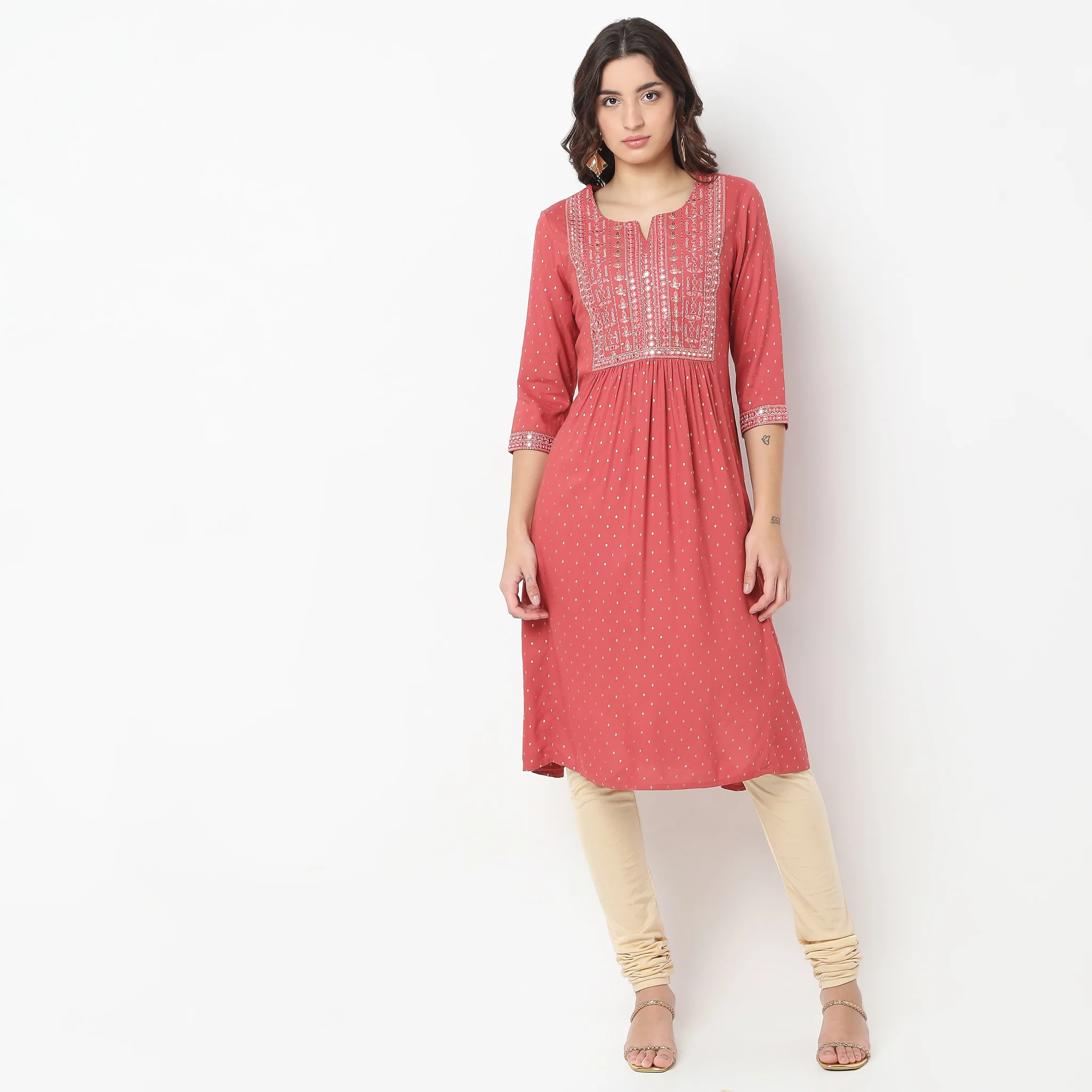 Flare Fit Embroidered Kurta - Image 2