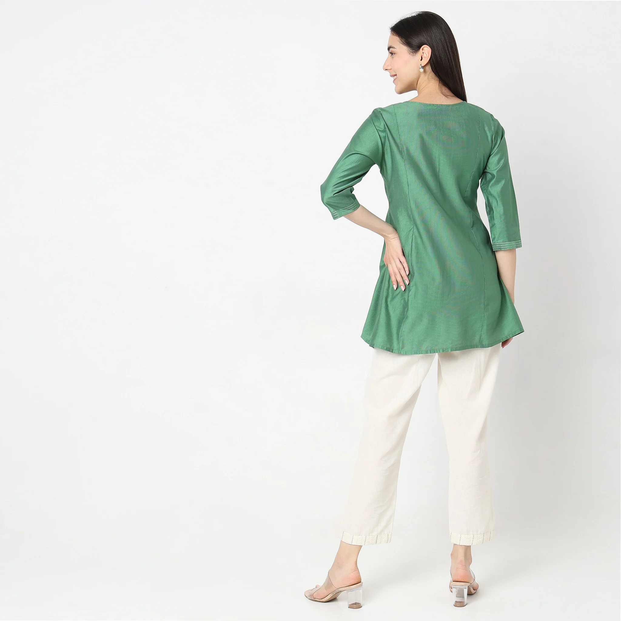 Flare Fit Embroidered Kurta - Image 3