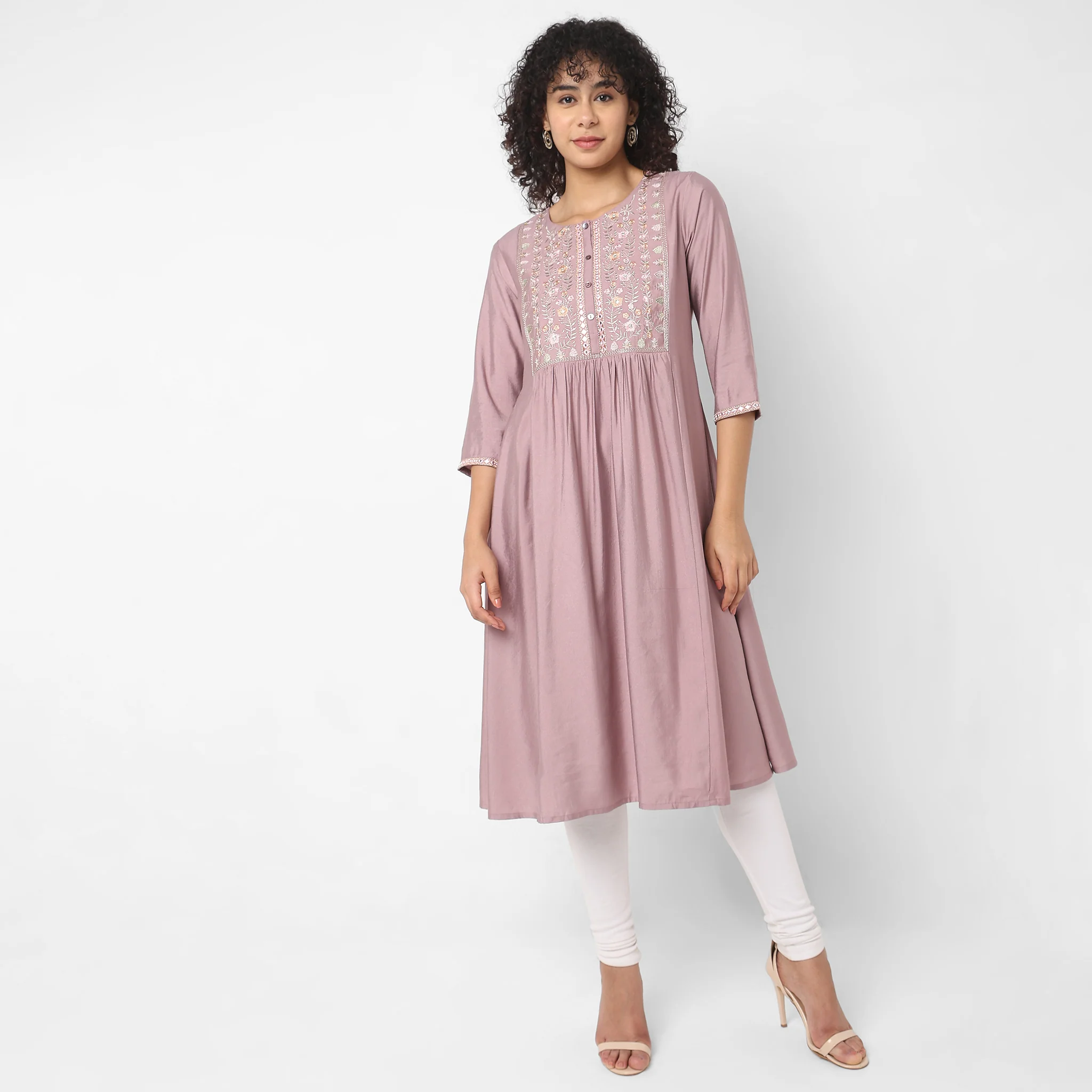 Flare Fit Embroidered Kurta - Image 2