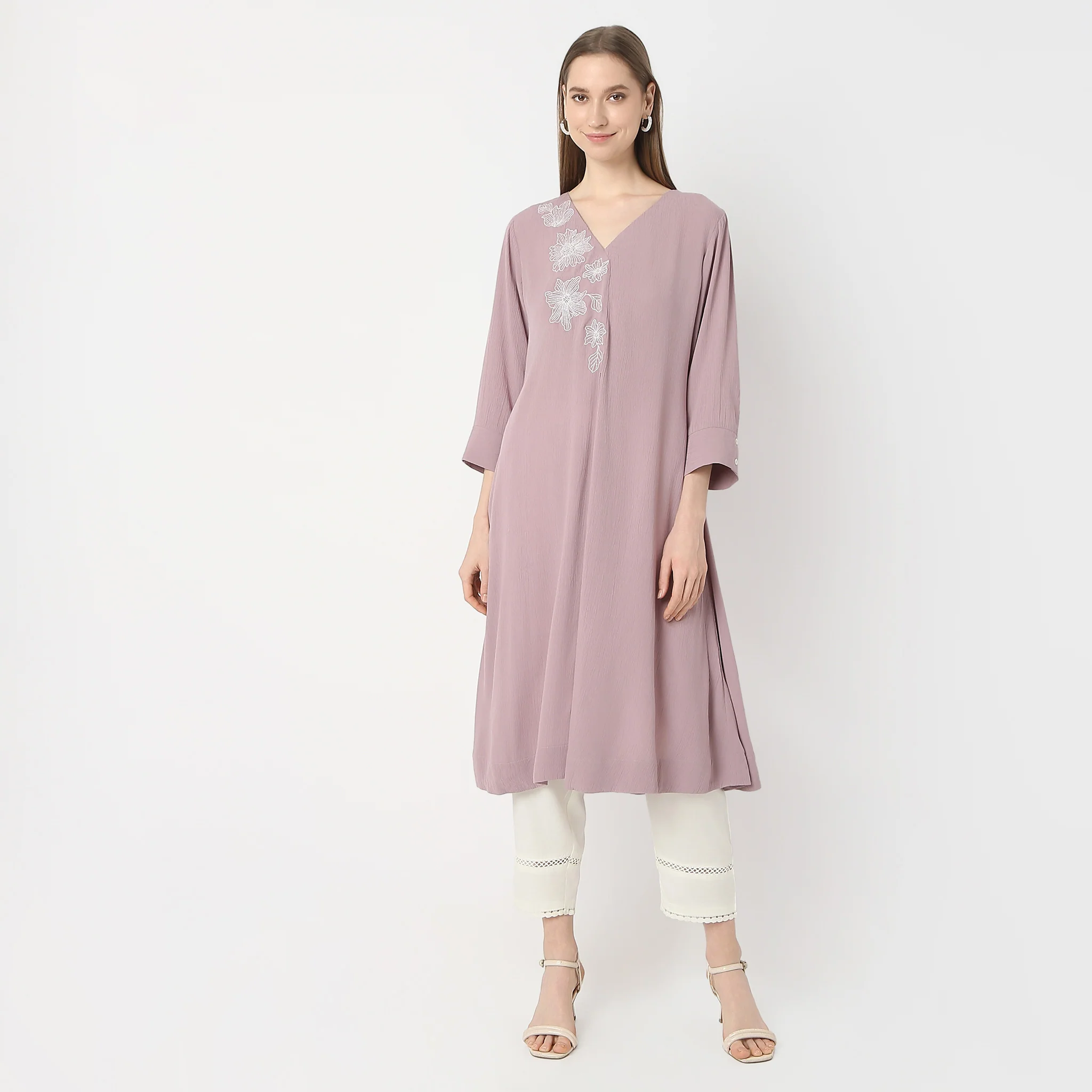 Flare Fit Embroidered Below Knee V-Neck Kurta - Image 2