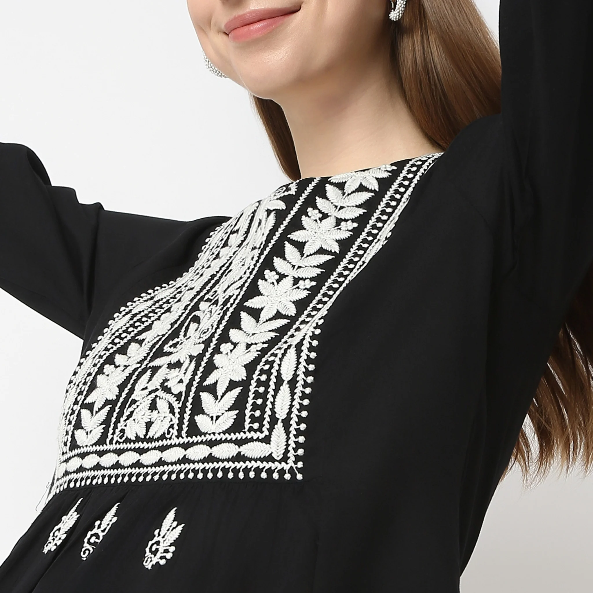 Flare Fit Embroidered Above Knee Short Kurta - Image 5