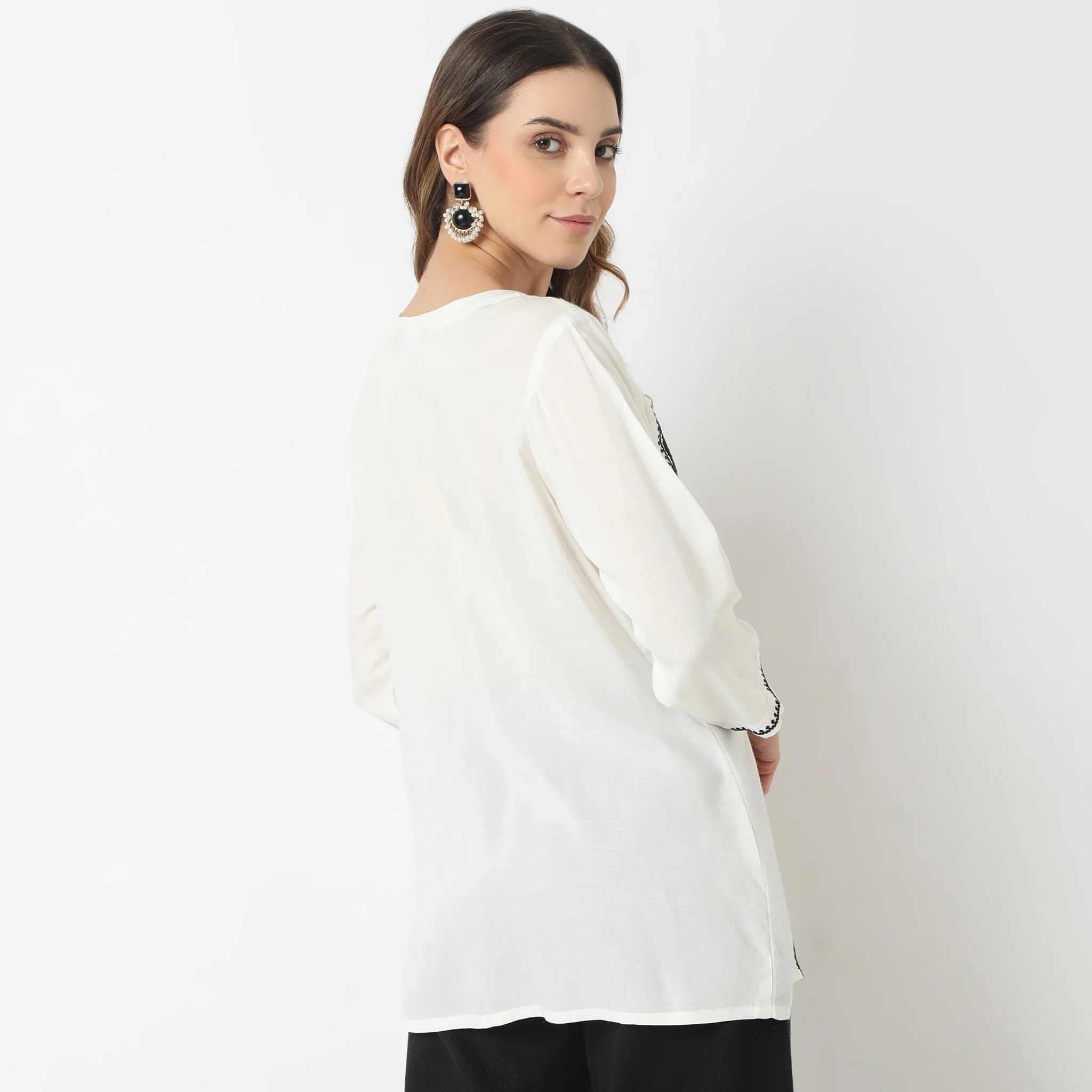Flare Fit Embroidered Above Knee Short Kurta - Image 8