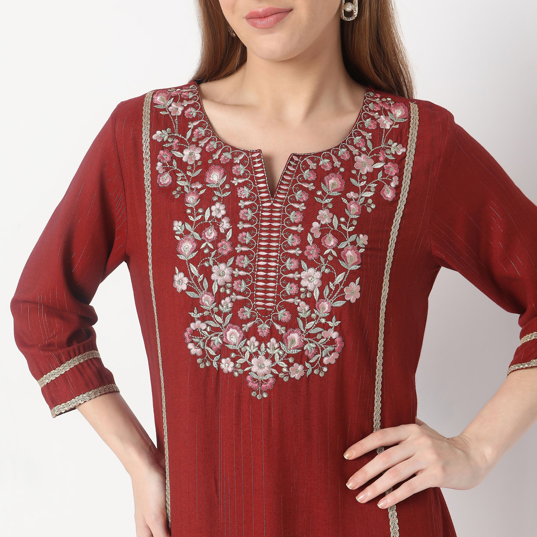 Flare Fit Embroidered Kurta - Image 9