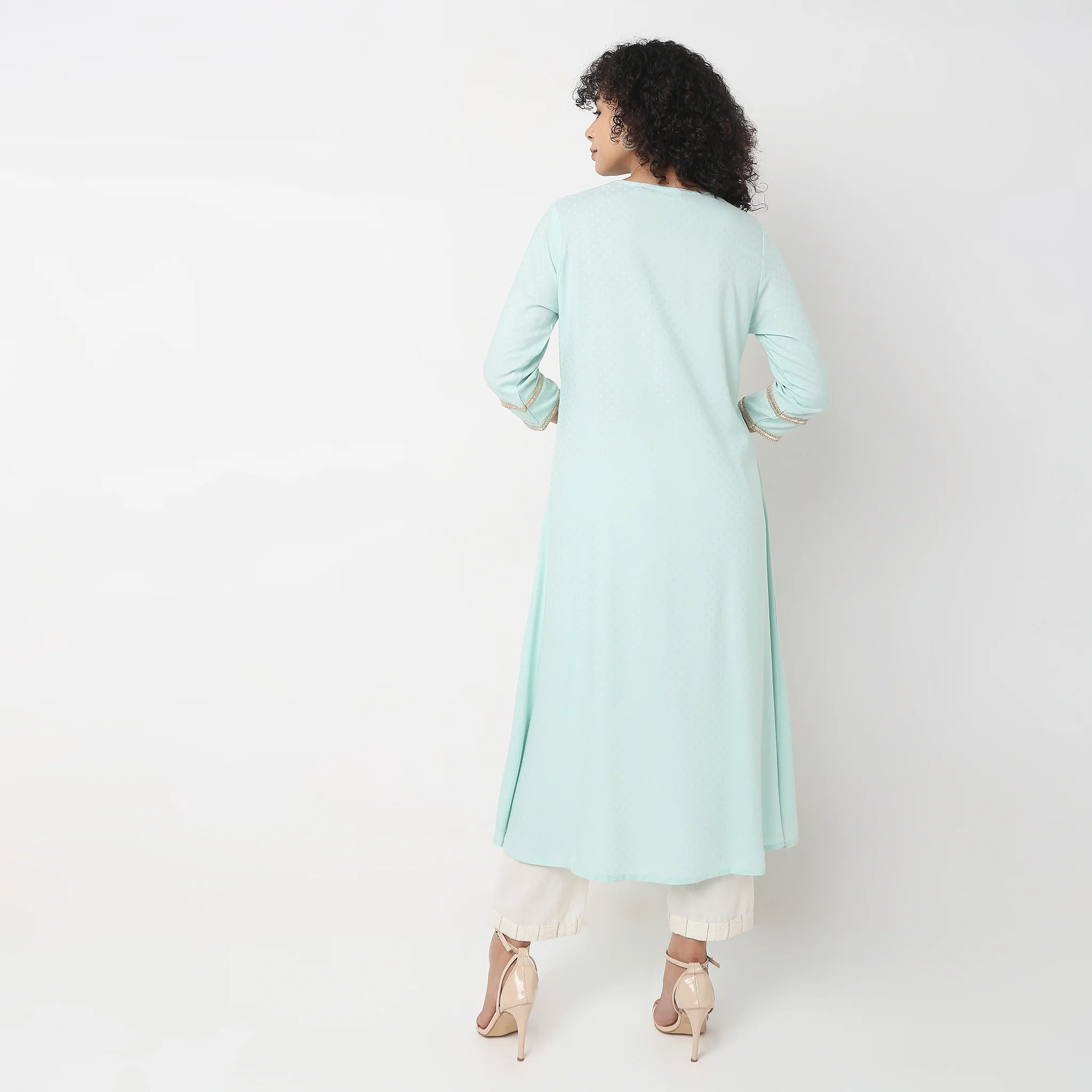 Flare Fit Embroidered Kurta - Image 8