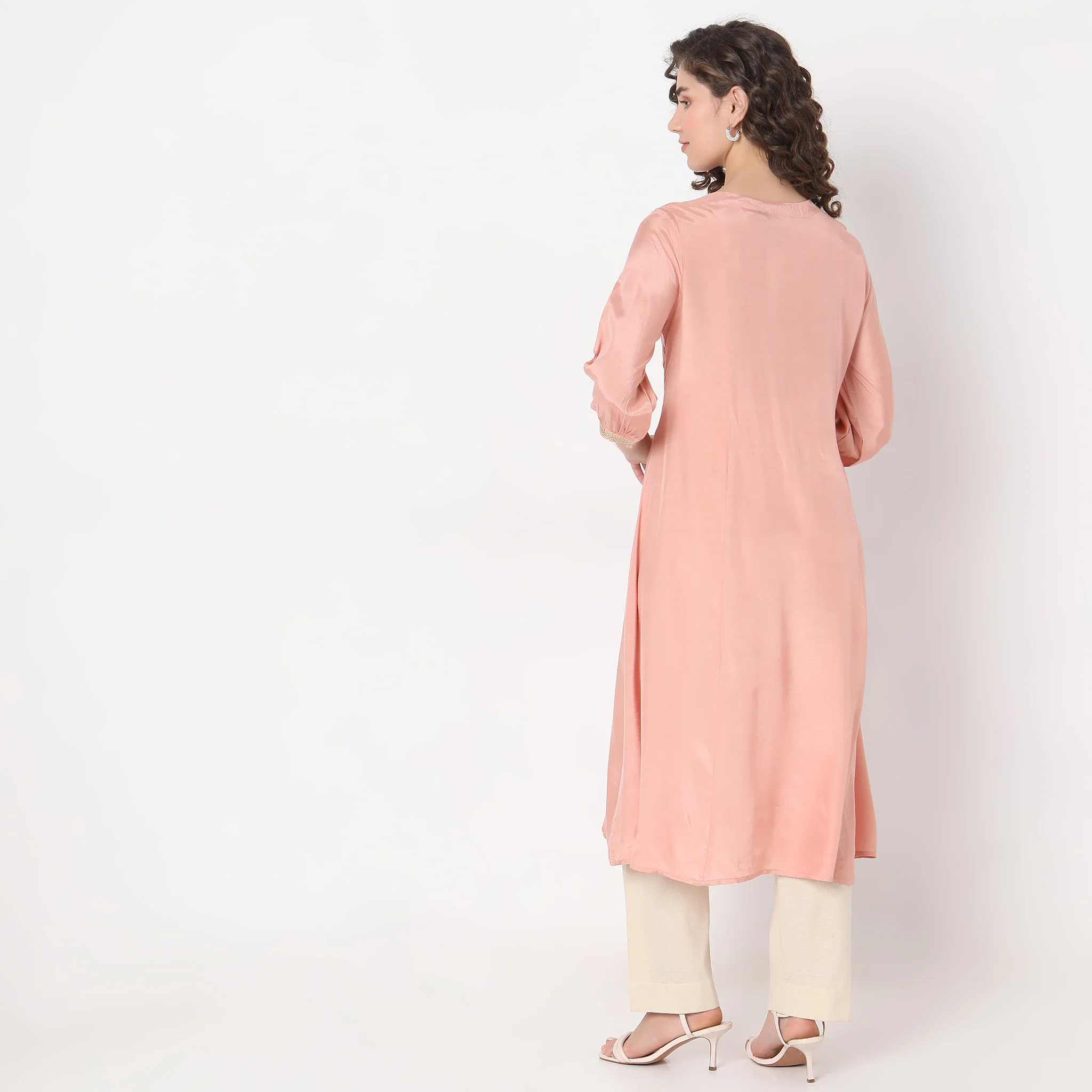 Flare Fit Embroidered Kurta - Image 3