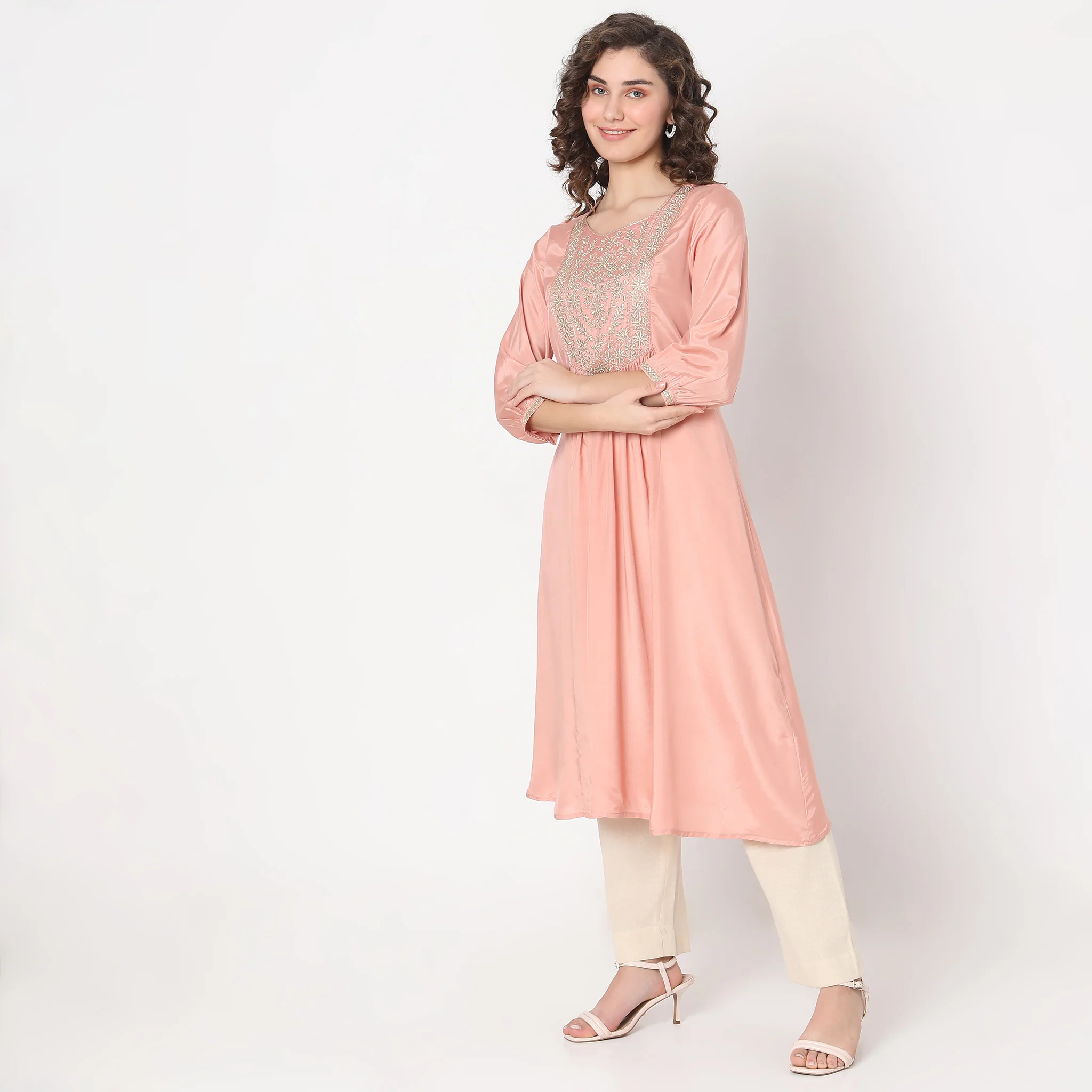Flare Fit Embroidered Kurta - Image 5