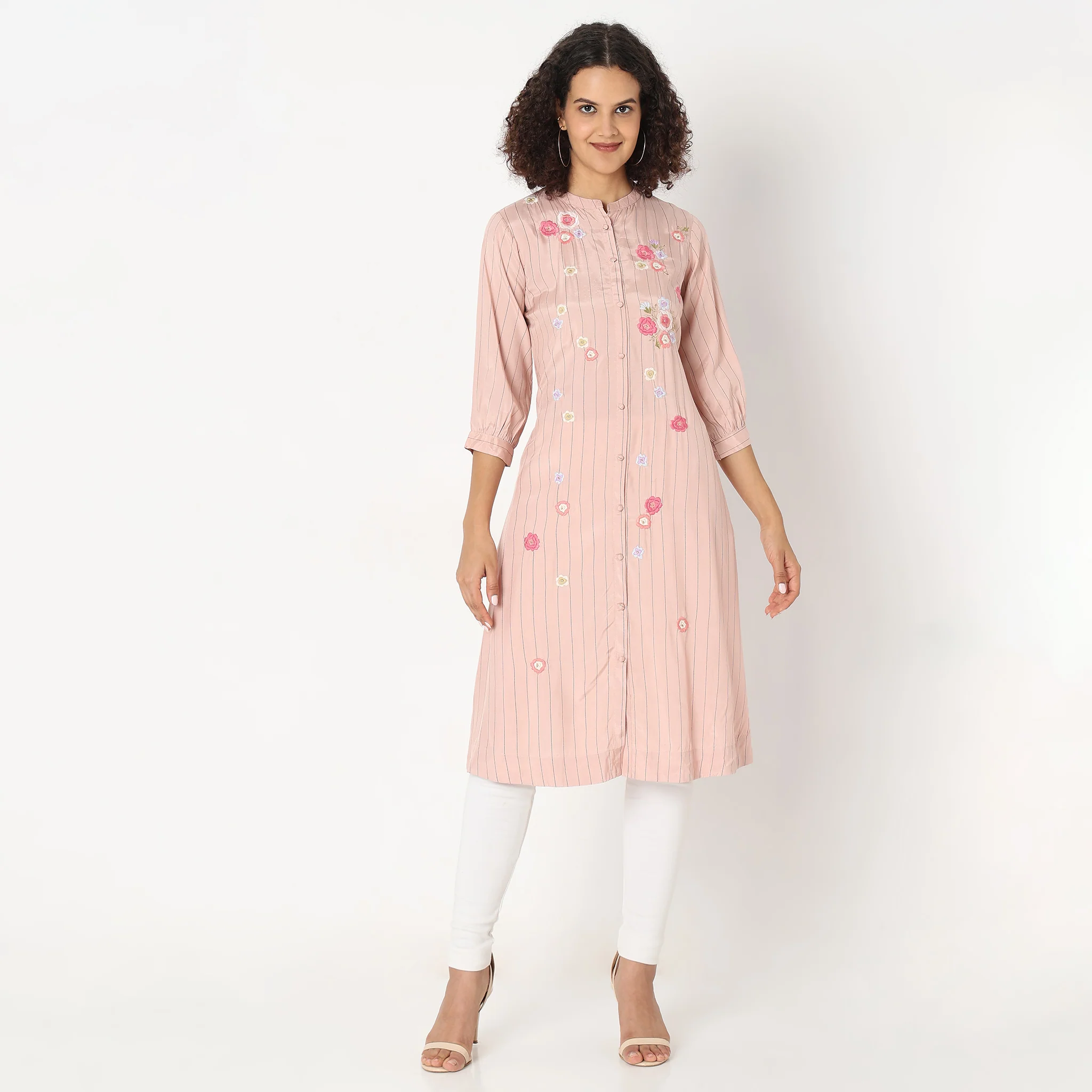 Flare Fit Embroidered Kurta - Image 2