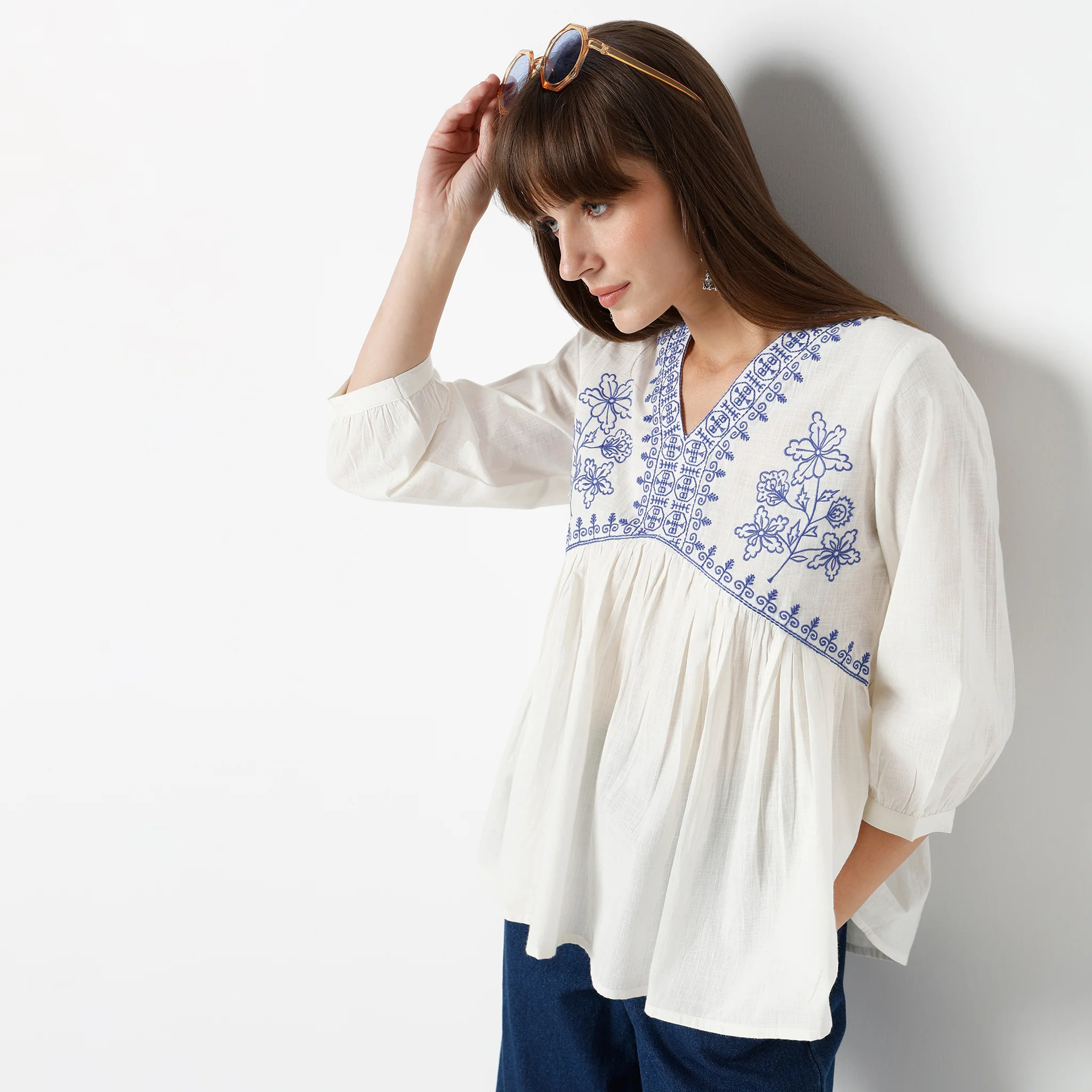 Alia Cut Embroidered Top With Gathered Sleeve - Image 2