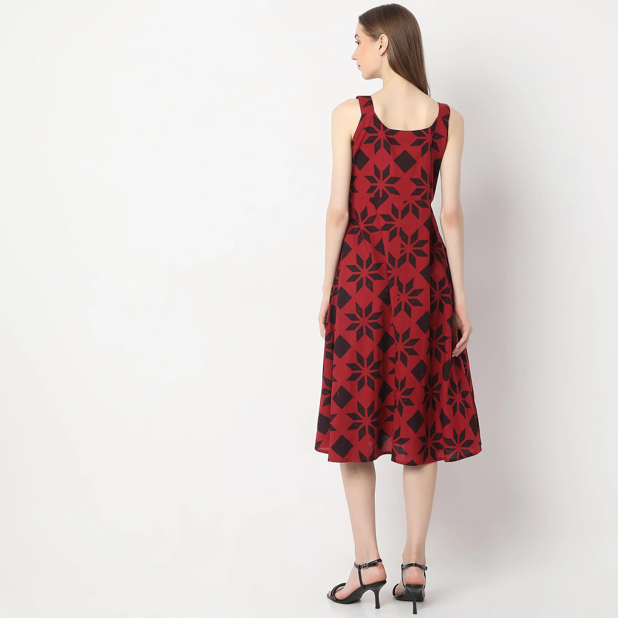 Flare Fit Floral Print Below Knee Shoulder Straps Dress - Image 3