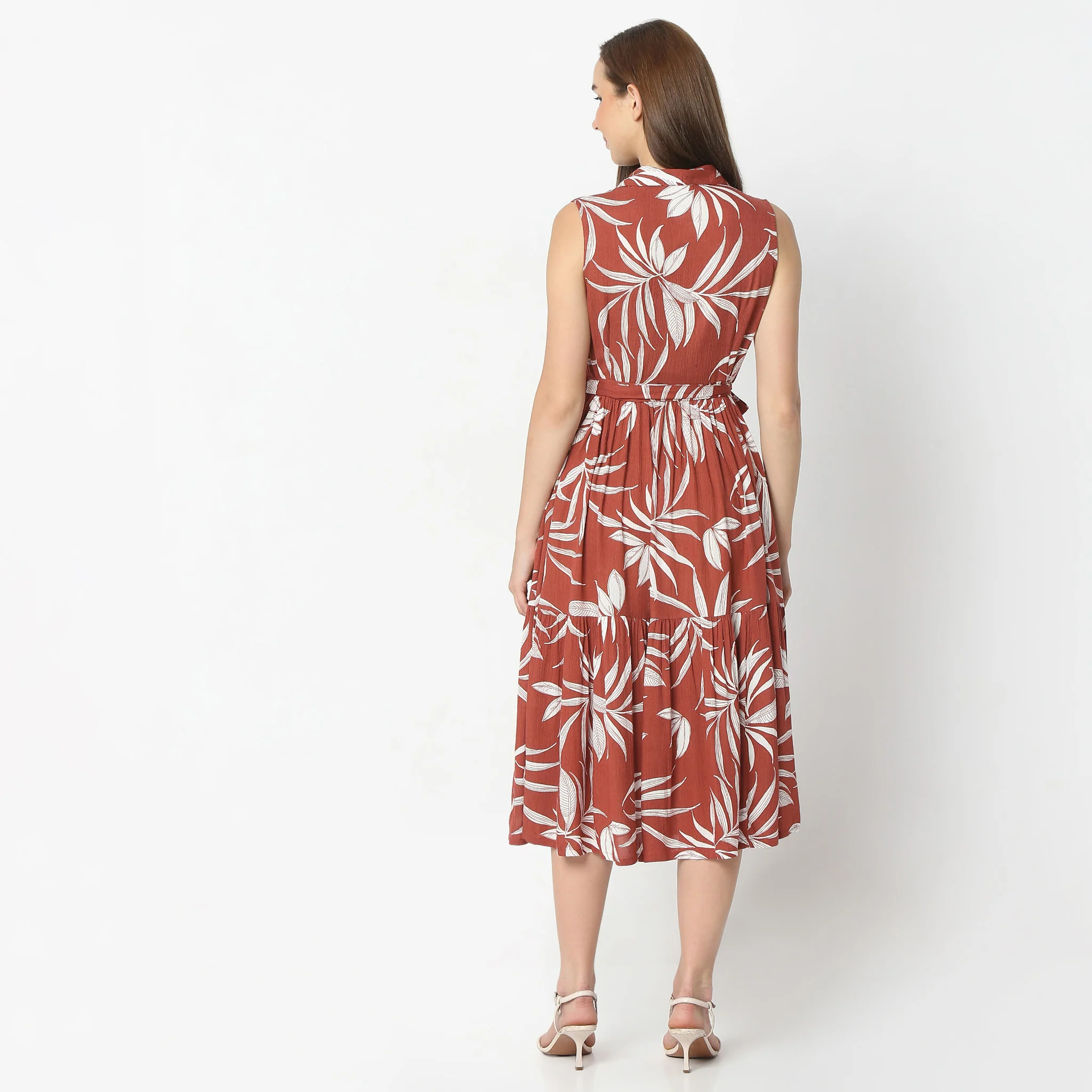 Flare Fit Floral Print Calf Length Shirt Collar Sleeveless Dress - Image 3