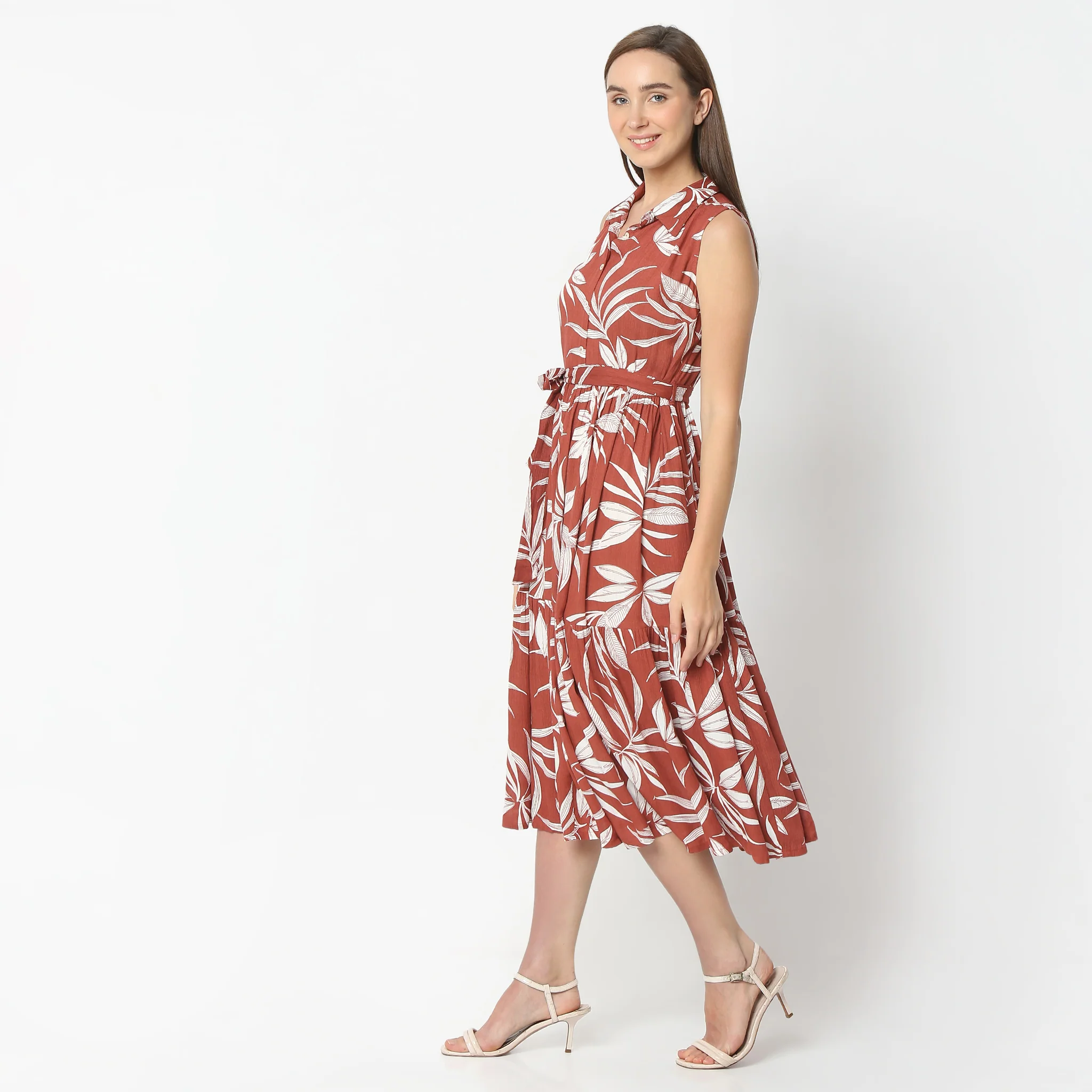 Flare Fit Floral Print Calf Length Shirt Collar Sleeveless Dress - Image 5