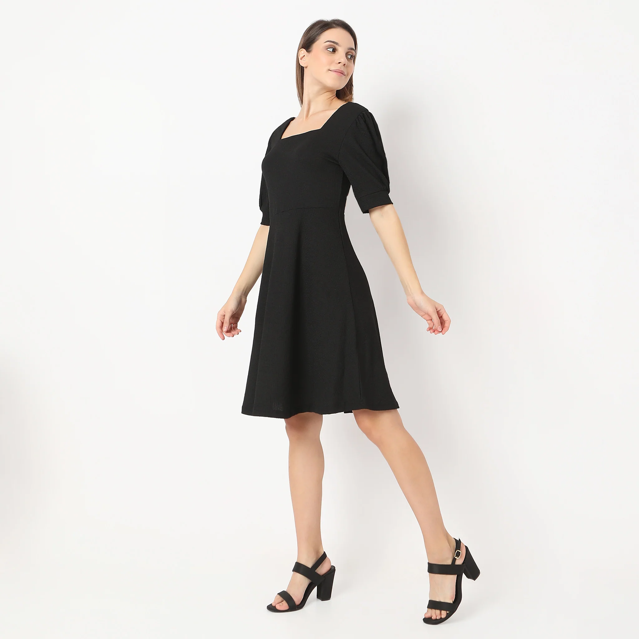 Flare Fit Knee Length Square Neck Short Sleeve Dress - Image 5