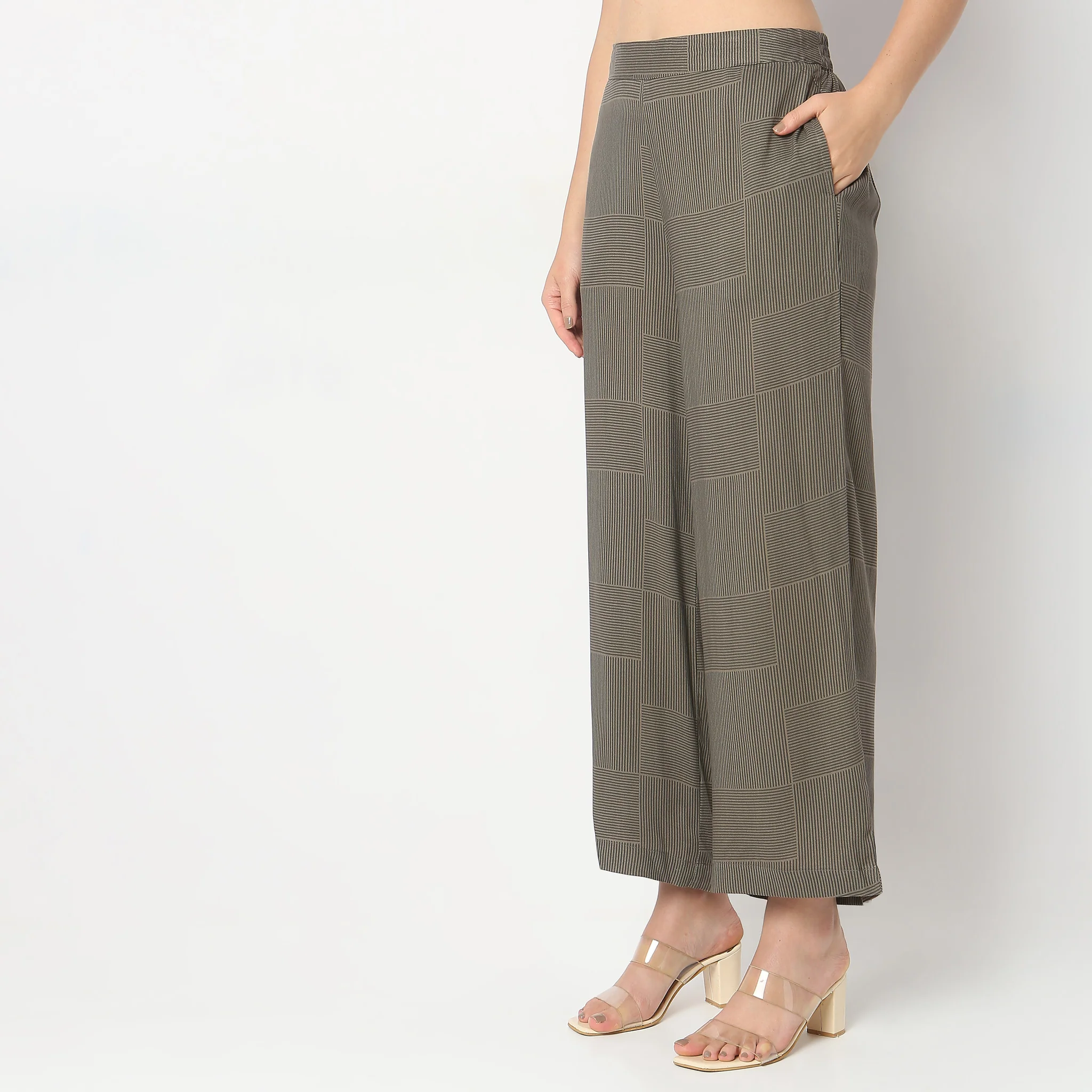 Flare Fit Mid Rise Pants - Image 5
