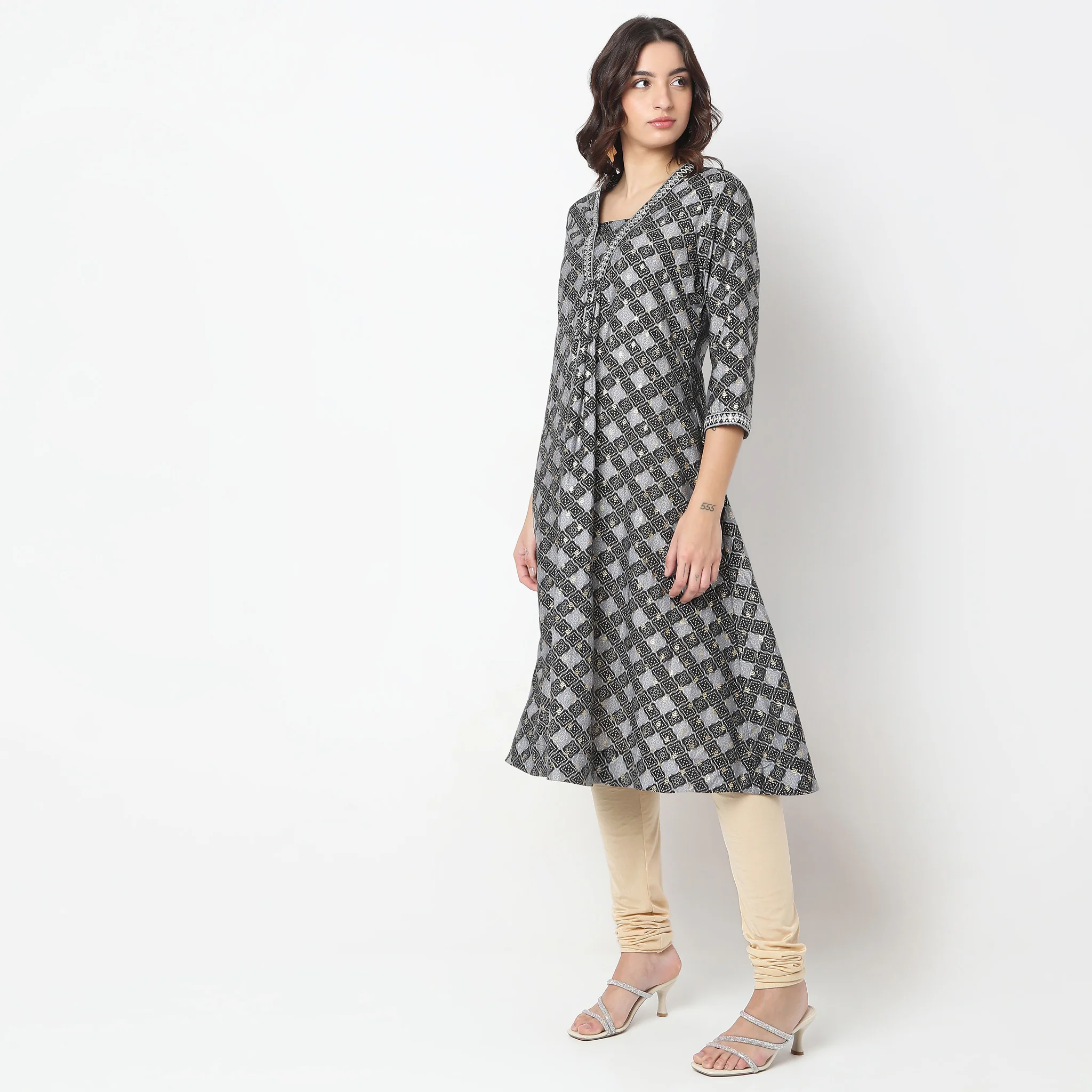 Flare Fit Printed A-Line Kurta - Image 5