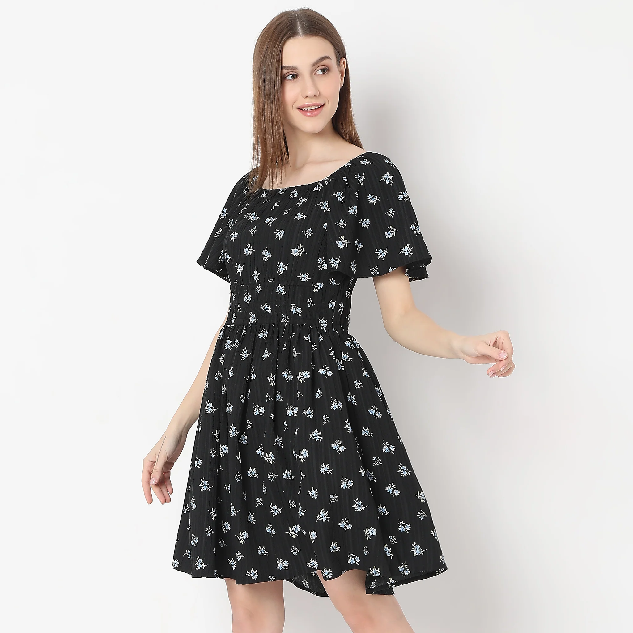 Flare Fit Printed Above Knee Flutter Sleeve Dress - Image 5