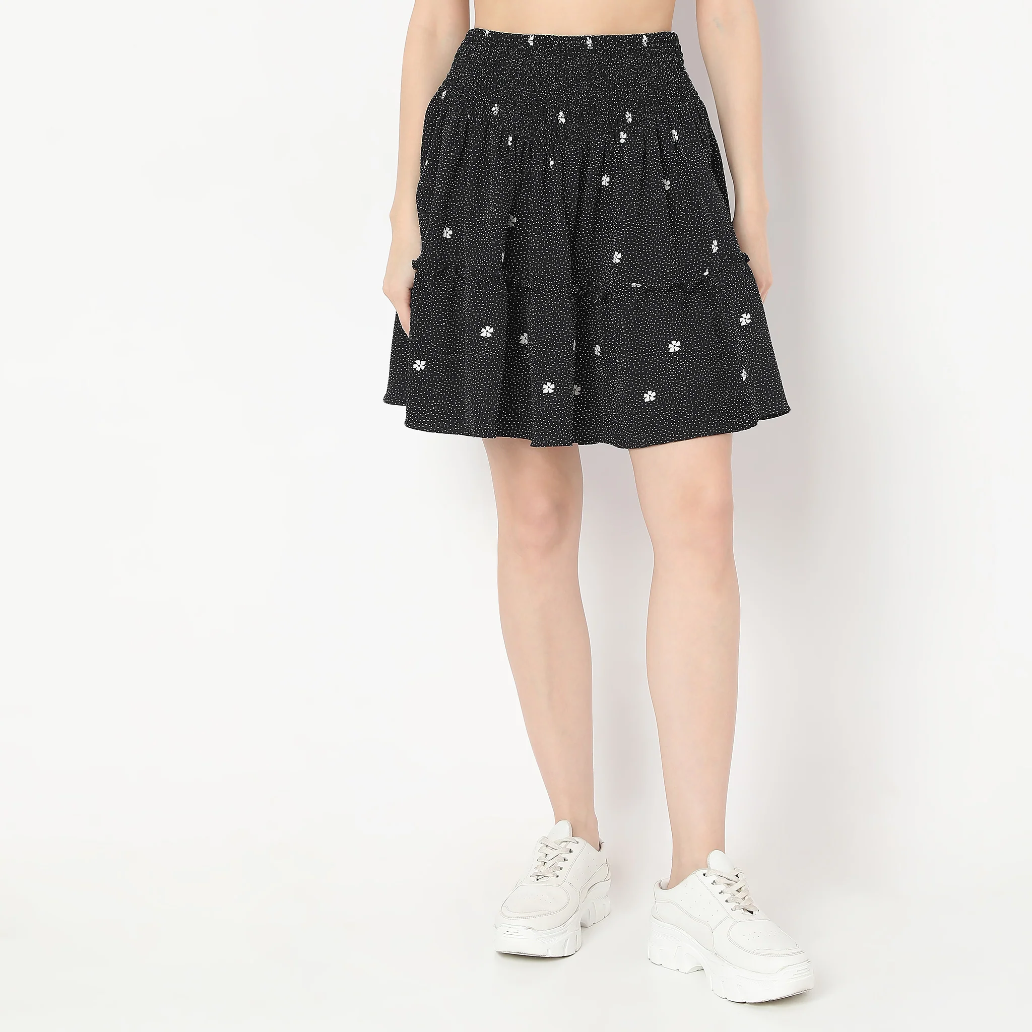 Flare Fit Printed Above Knee Tiered Skirt - Image 2