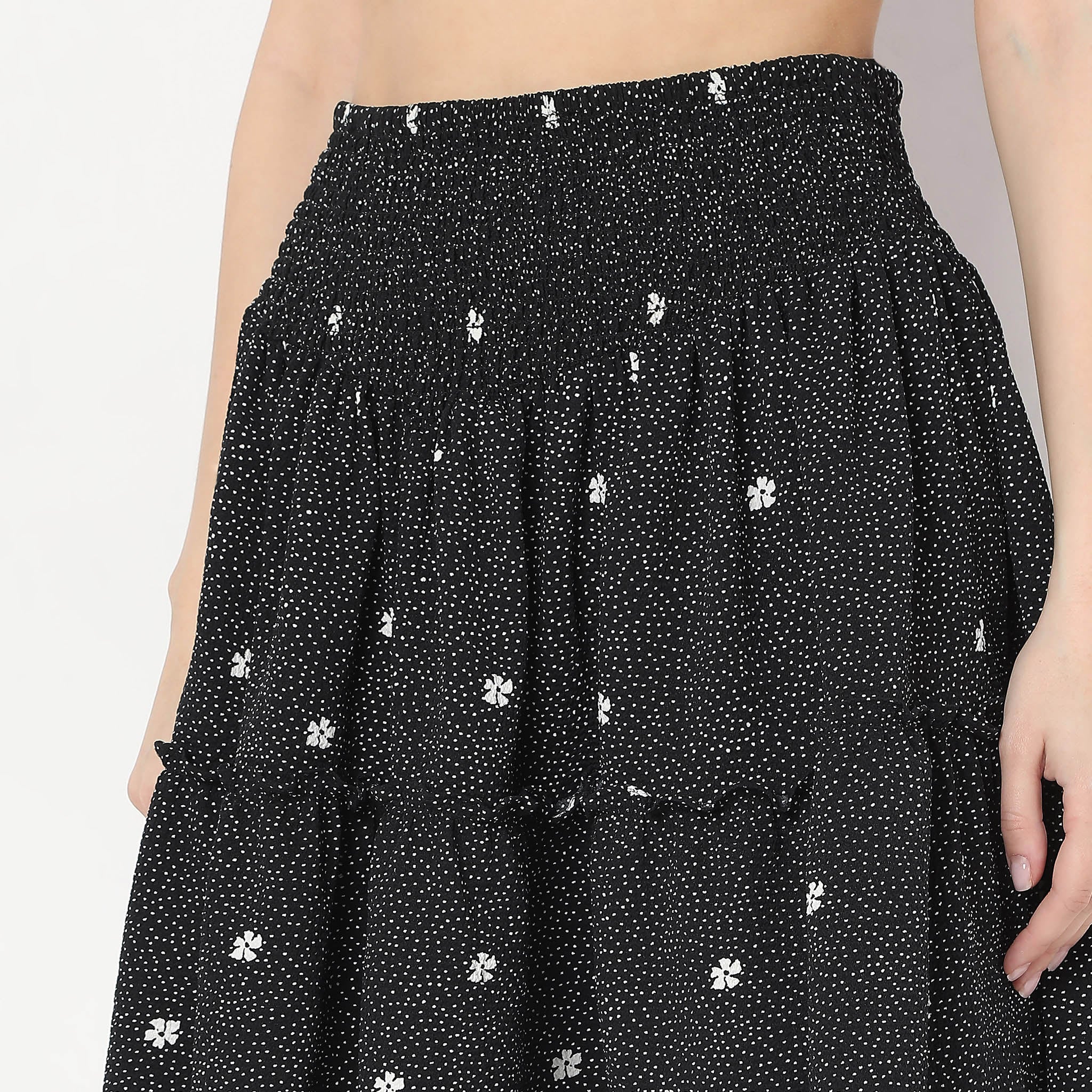 Flare Fit Printed Above Knee Tiered Skirt - Image 4
