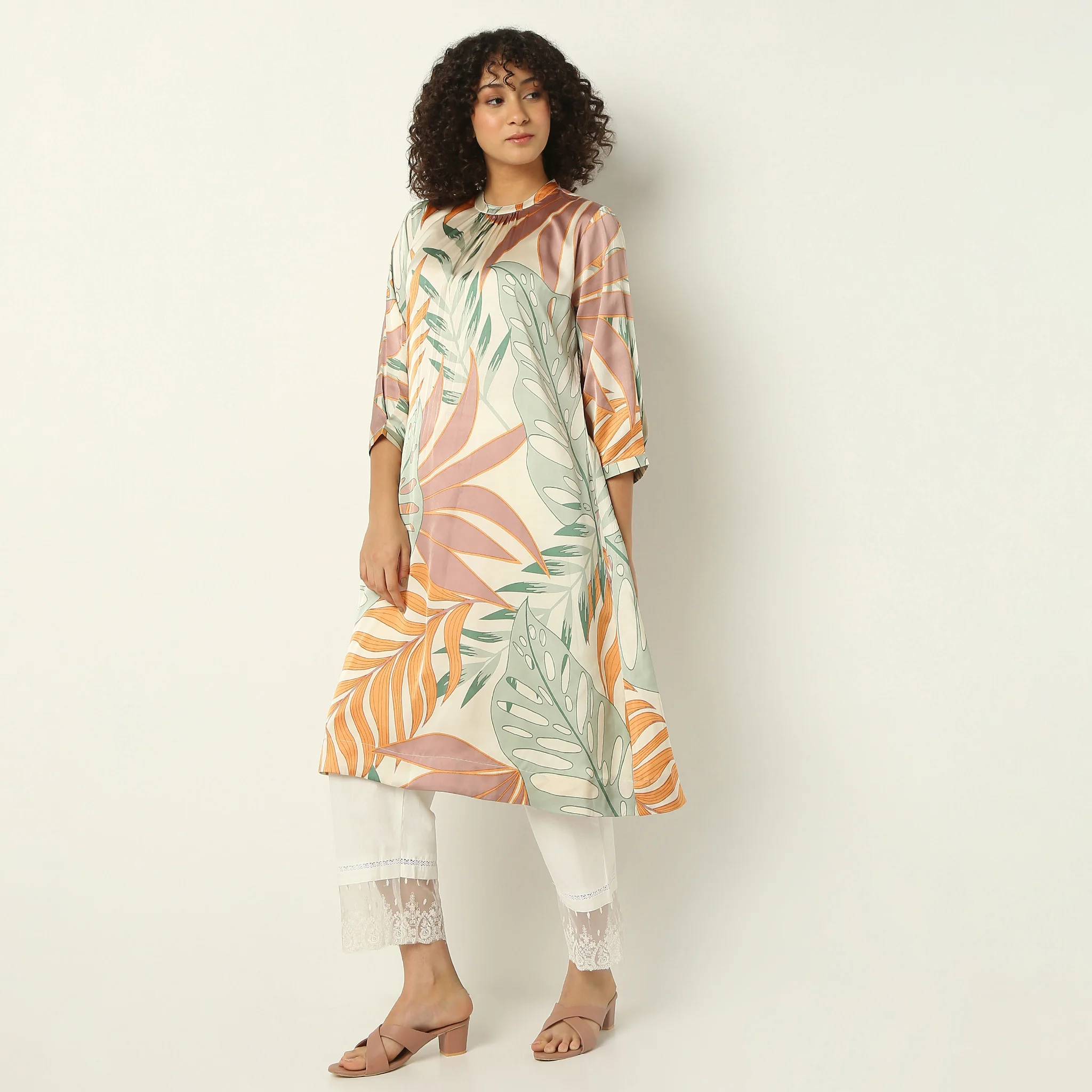 Band Neck Flare Fit Printed Kurta - Image 5