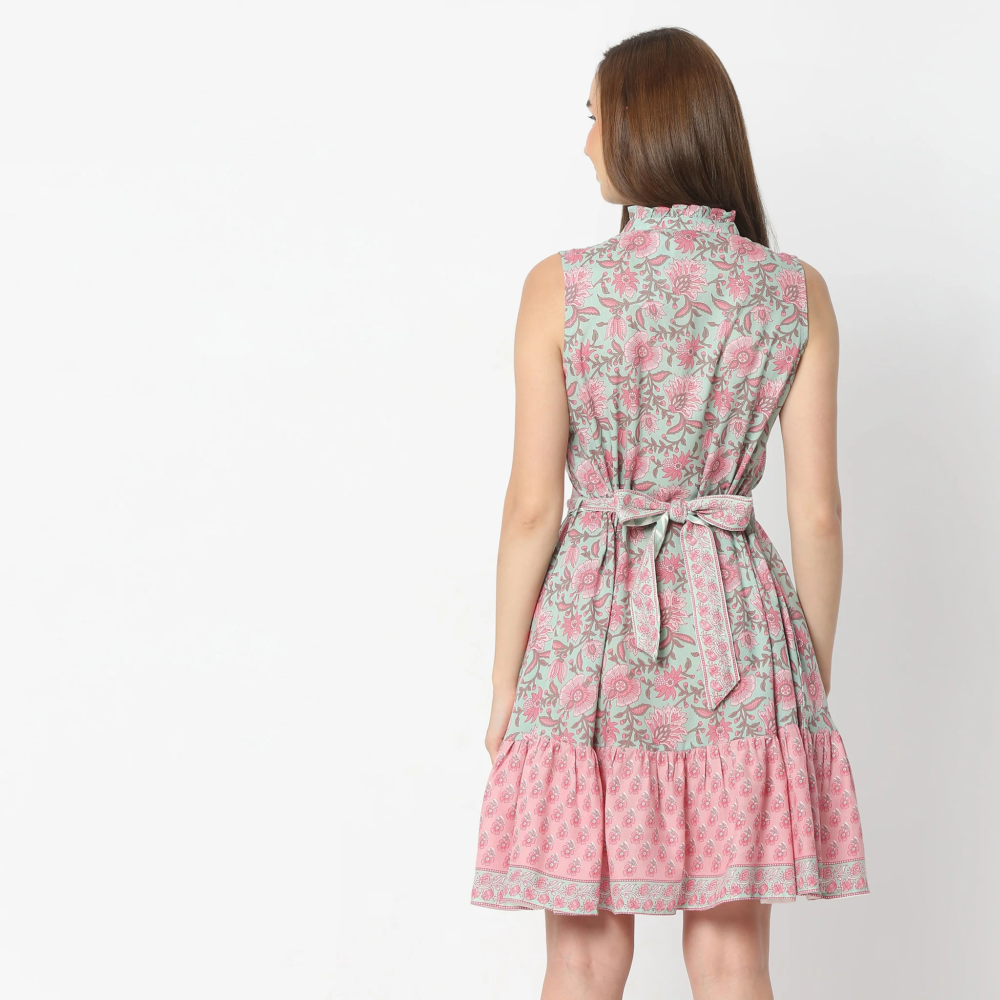 Flare Fit Printed Above Knee Band Neck Sleeveless Dress - Image 3