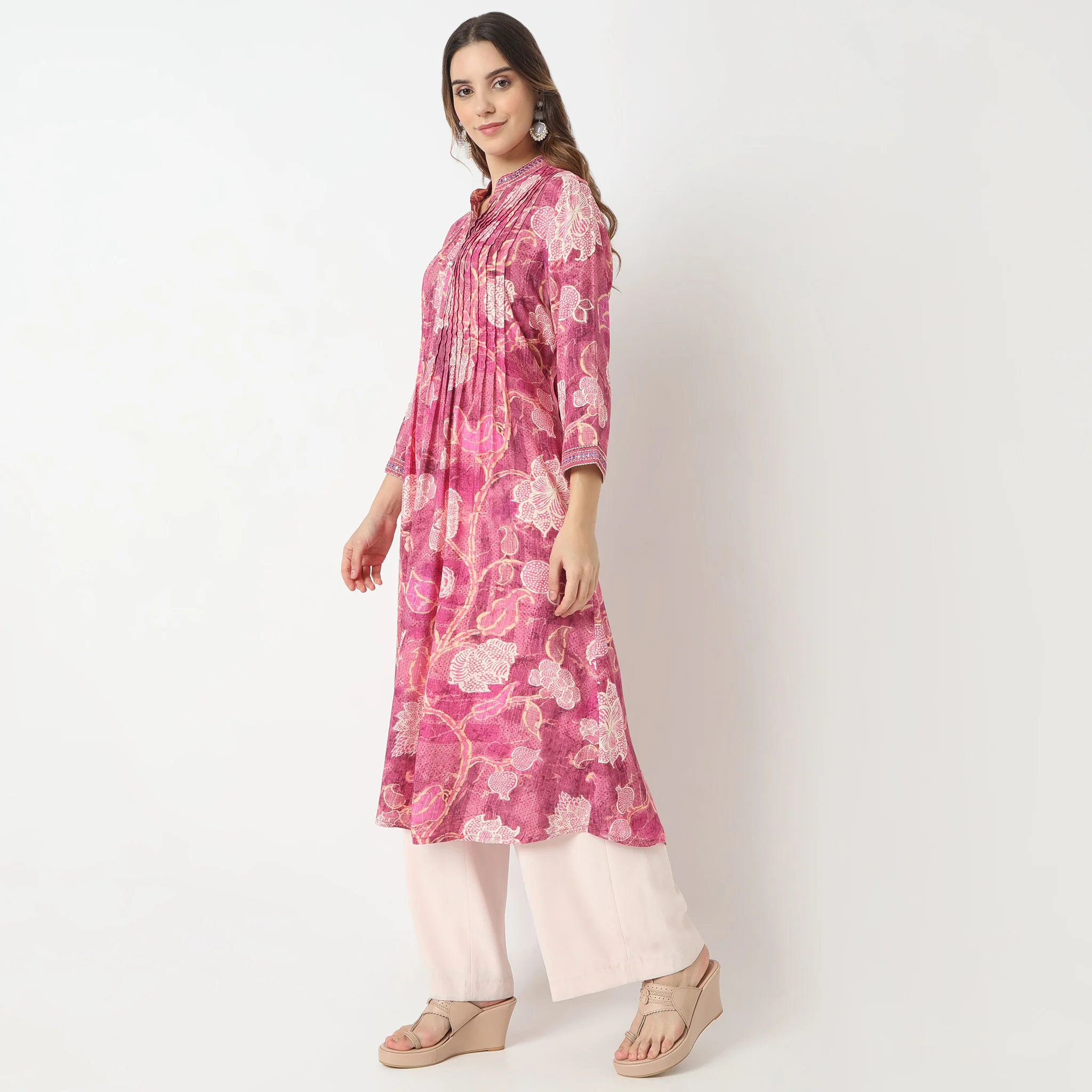 Flare Fit Printed Band Neck Below Knee Kurta - Image 4