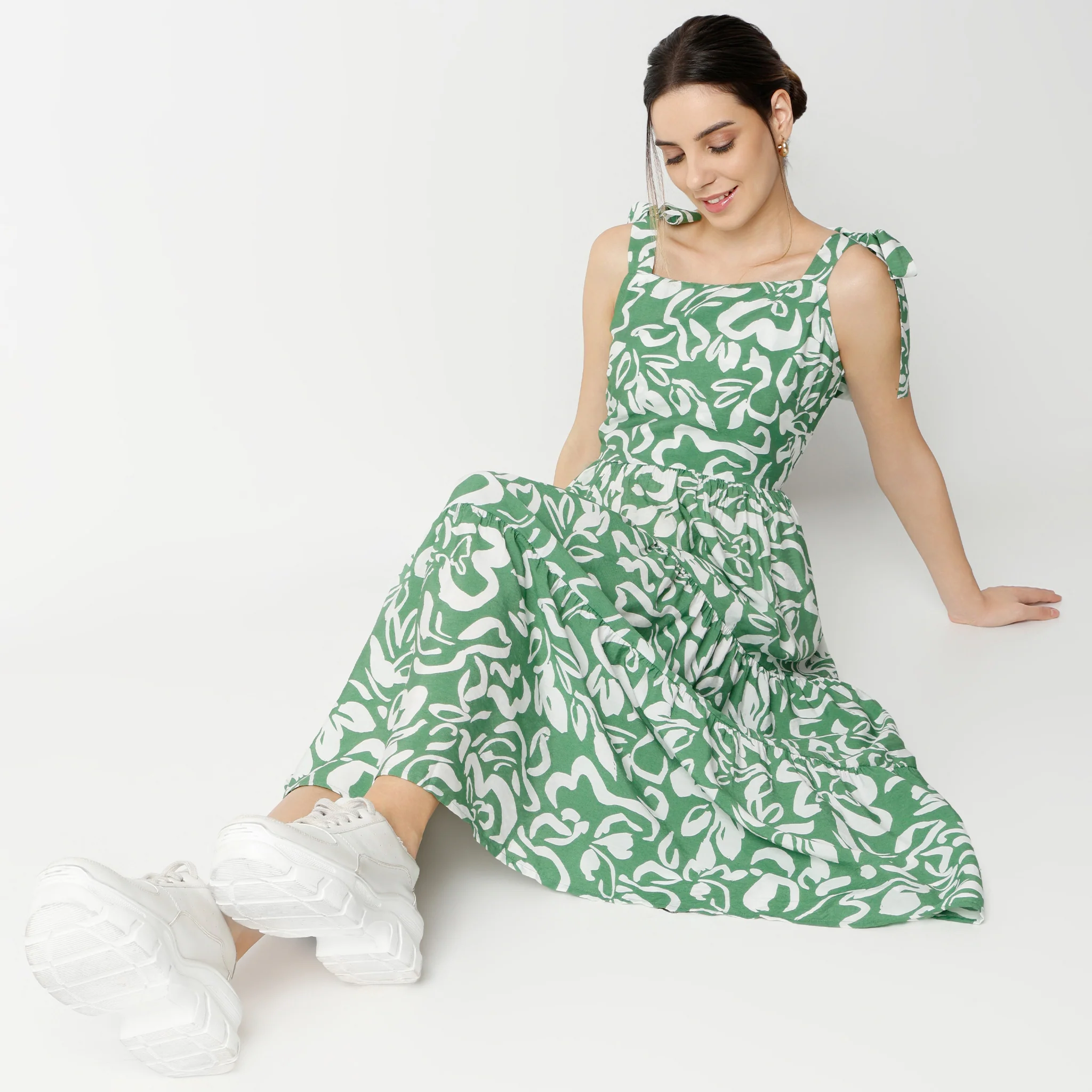 Flare Fit Printed Calf Length Square Neck Strap Dress - Image 2