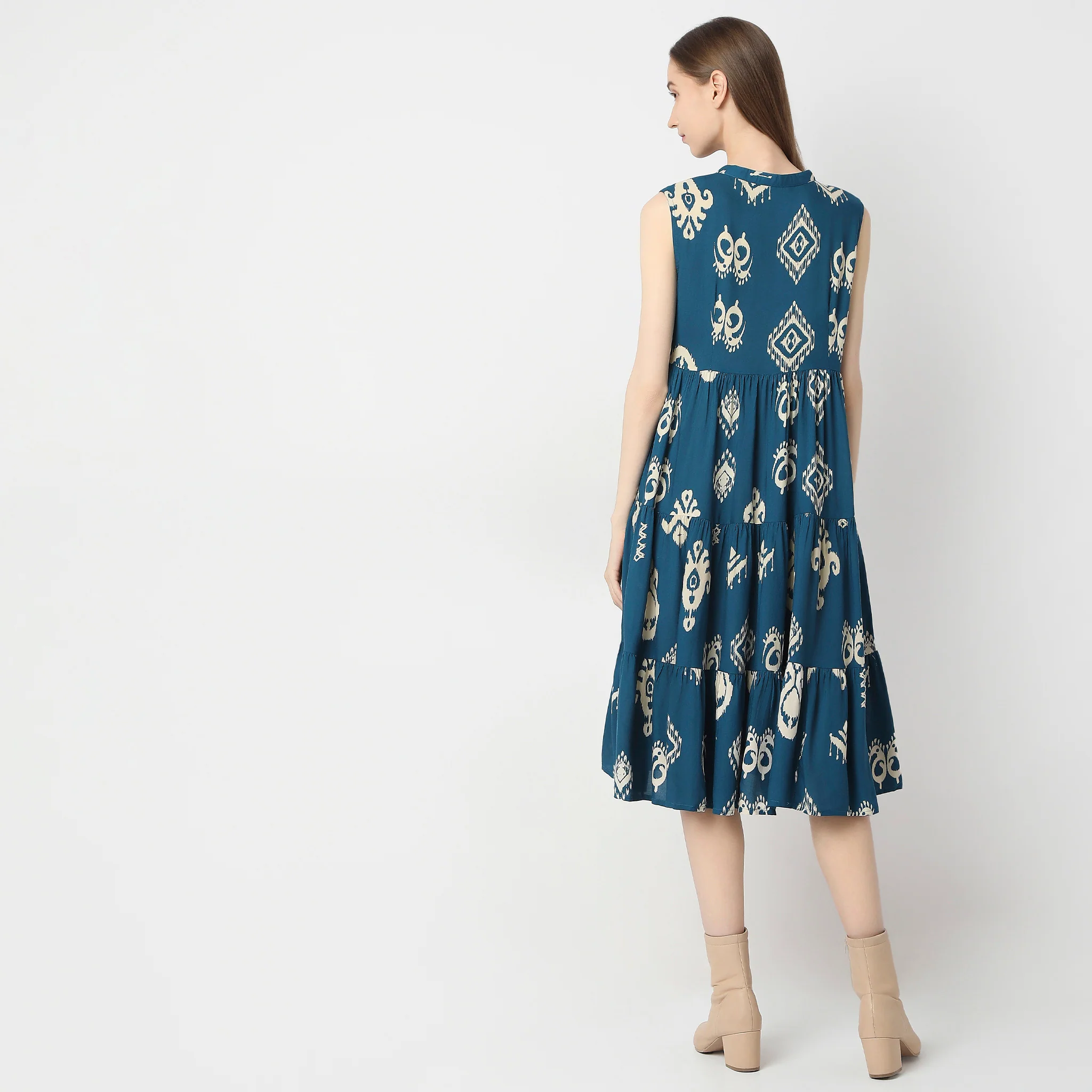Flare Fit Printed Dress - Image 3