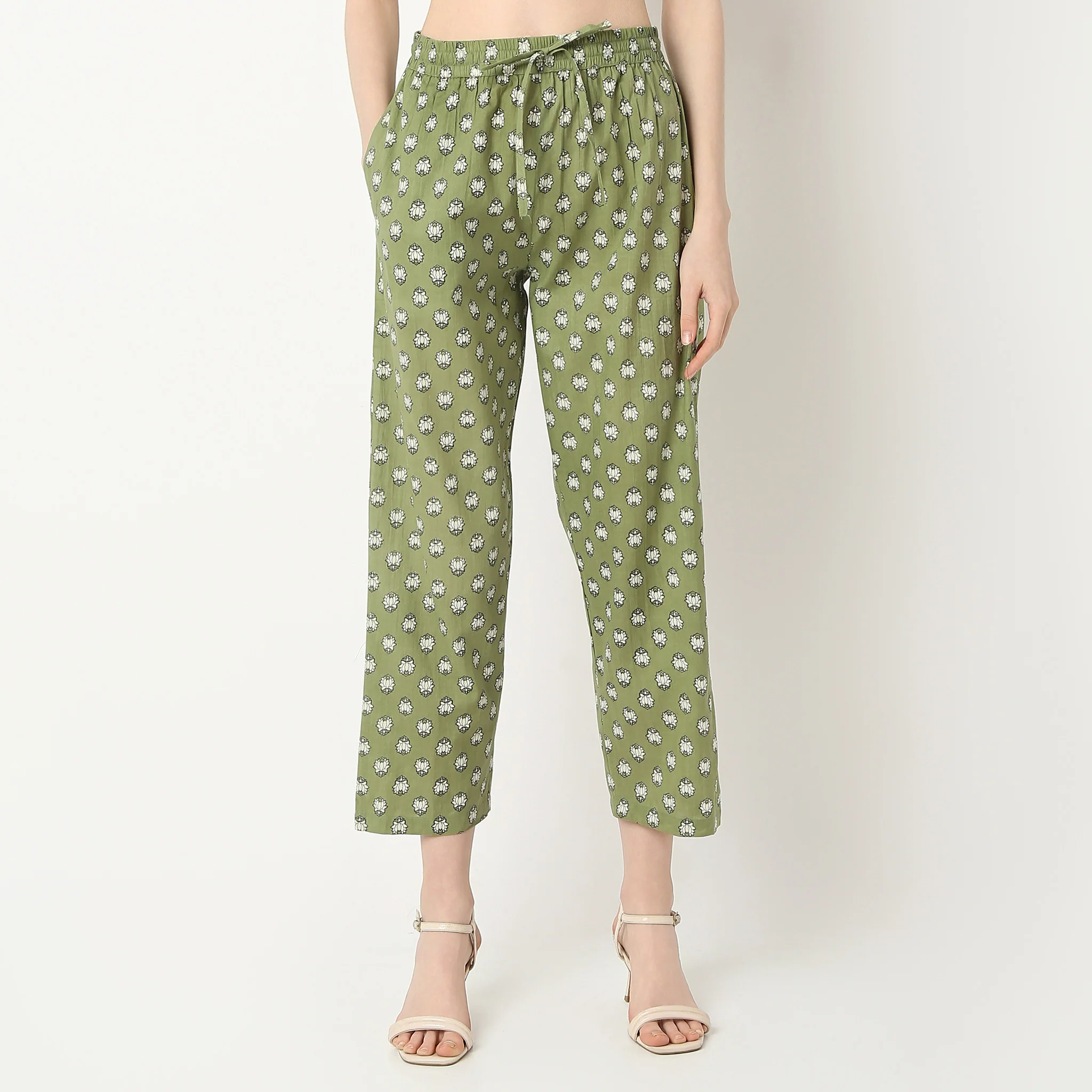 Flare Fit Printed V-Neck Kurta And Pant With Dupatta Set - Image 7