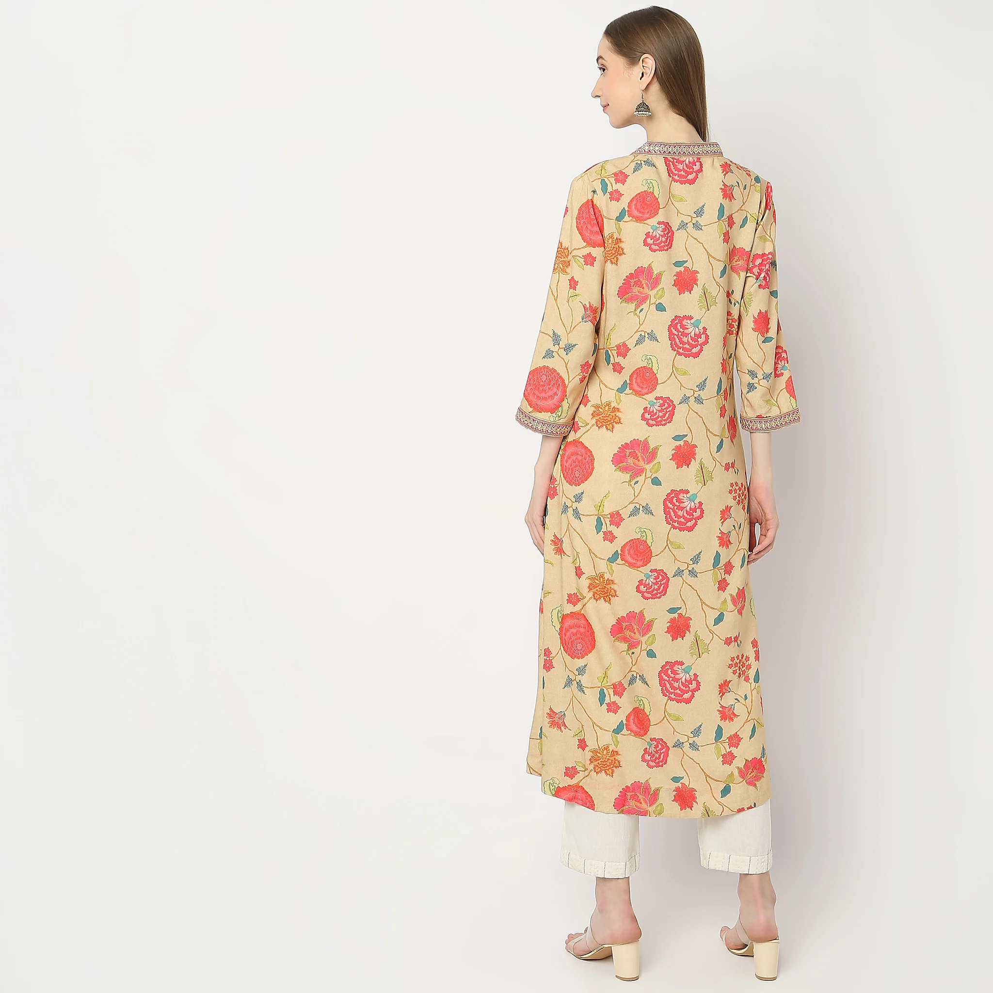 Flare Fit Printed Kurta - Image 3