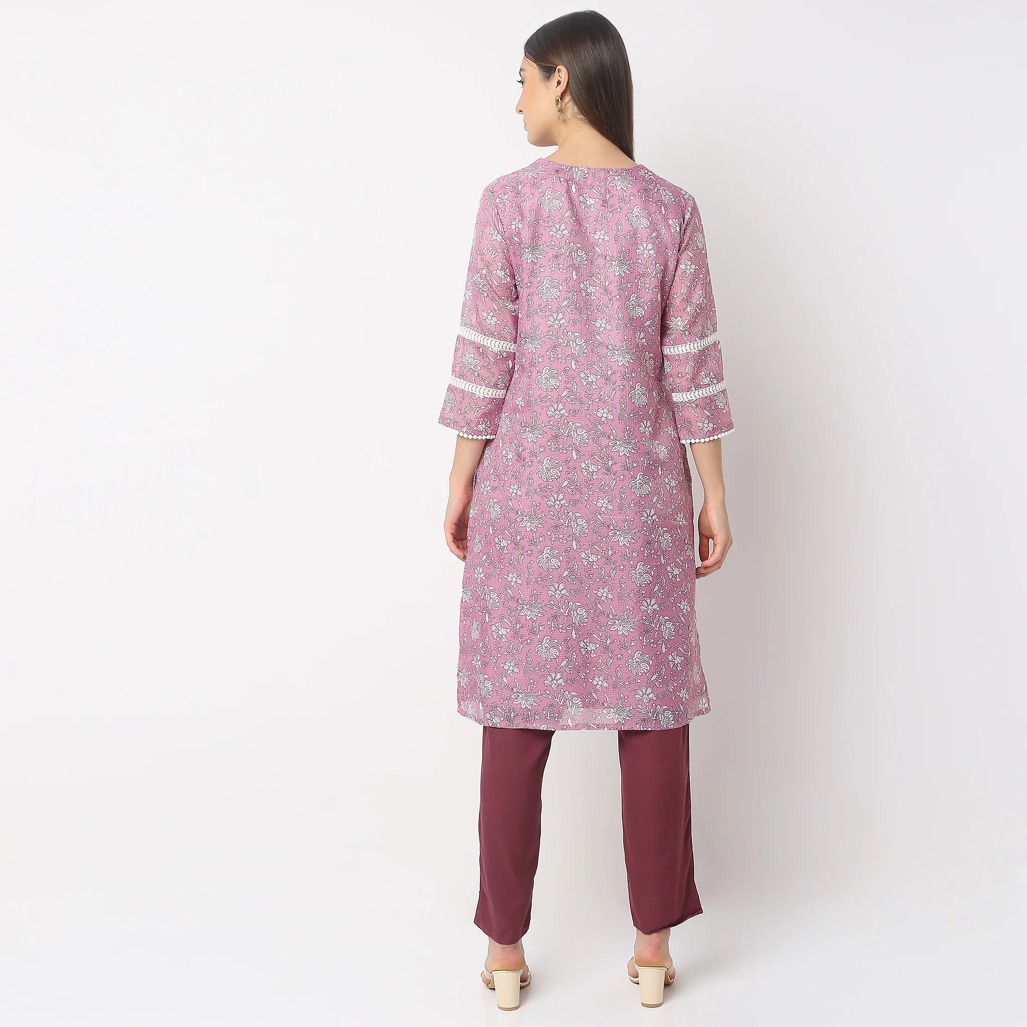 Flare Fit Printed Kurta - Image 3