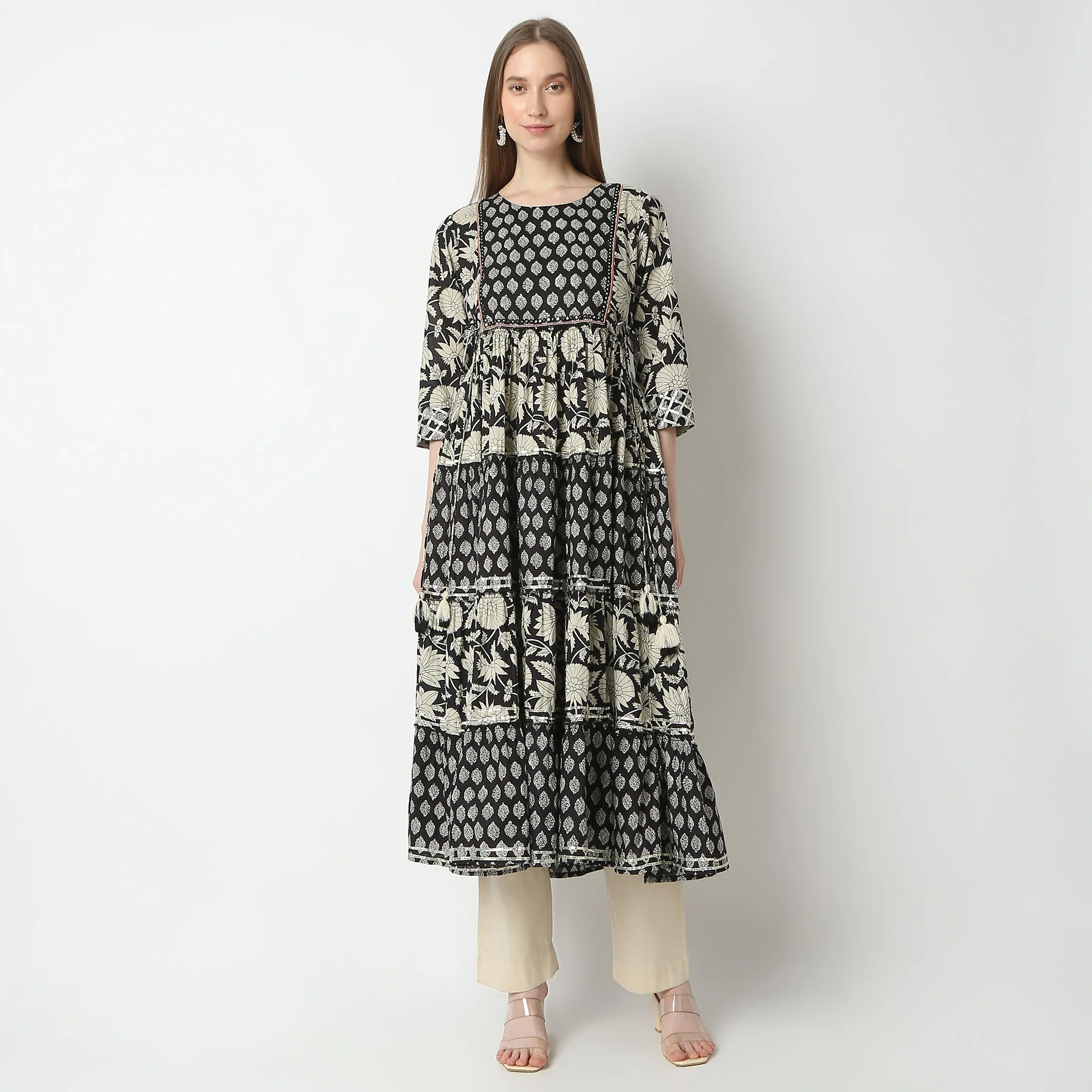 Flare Fit Printed Below Knee Handcrafted Elegance Tiered Kurta - Image 2