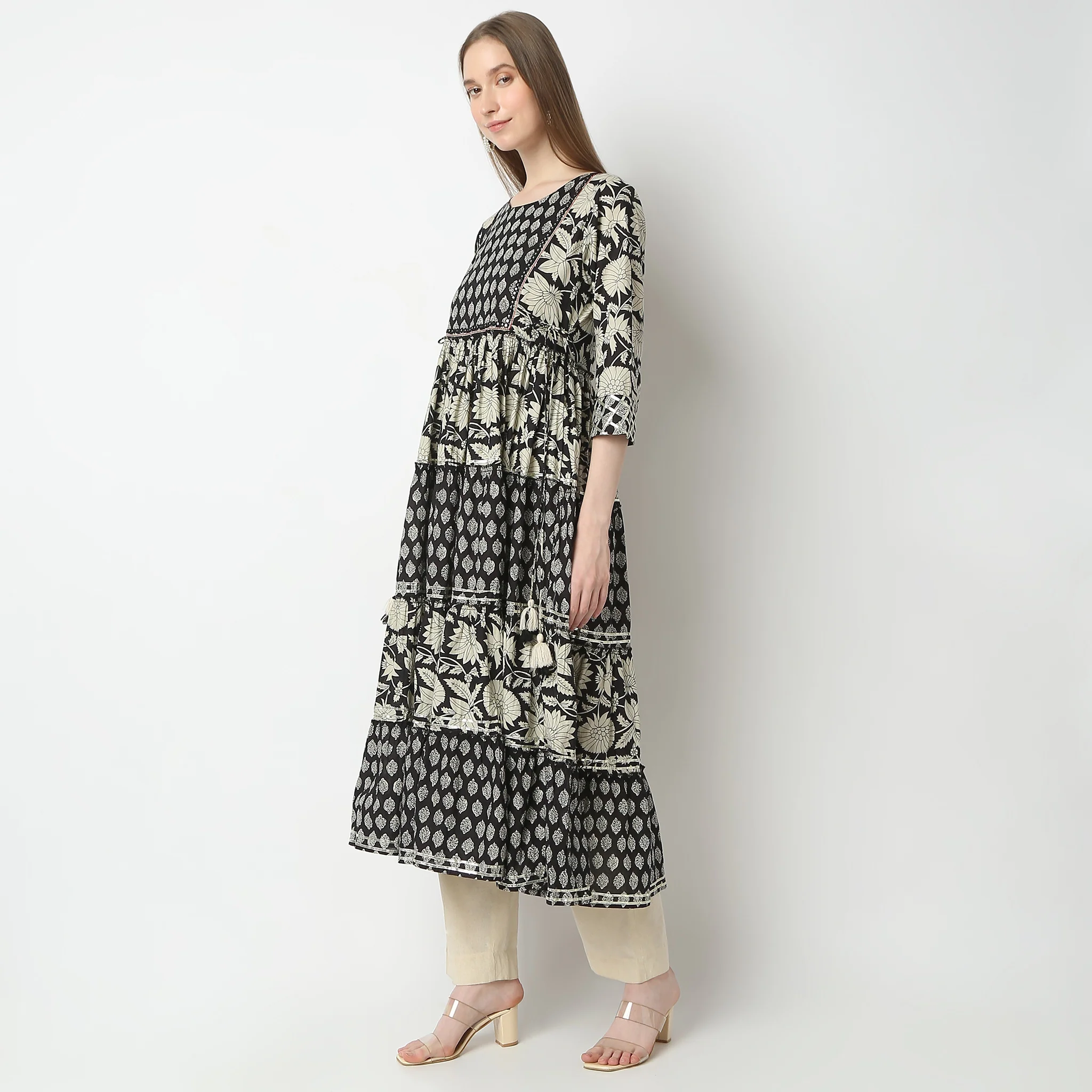 Flare Fit Printed Below Knee Handcrafted Elegance Tiered Kurta - Image 5