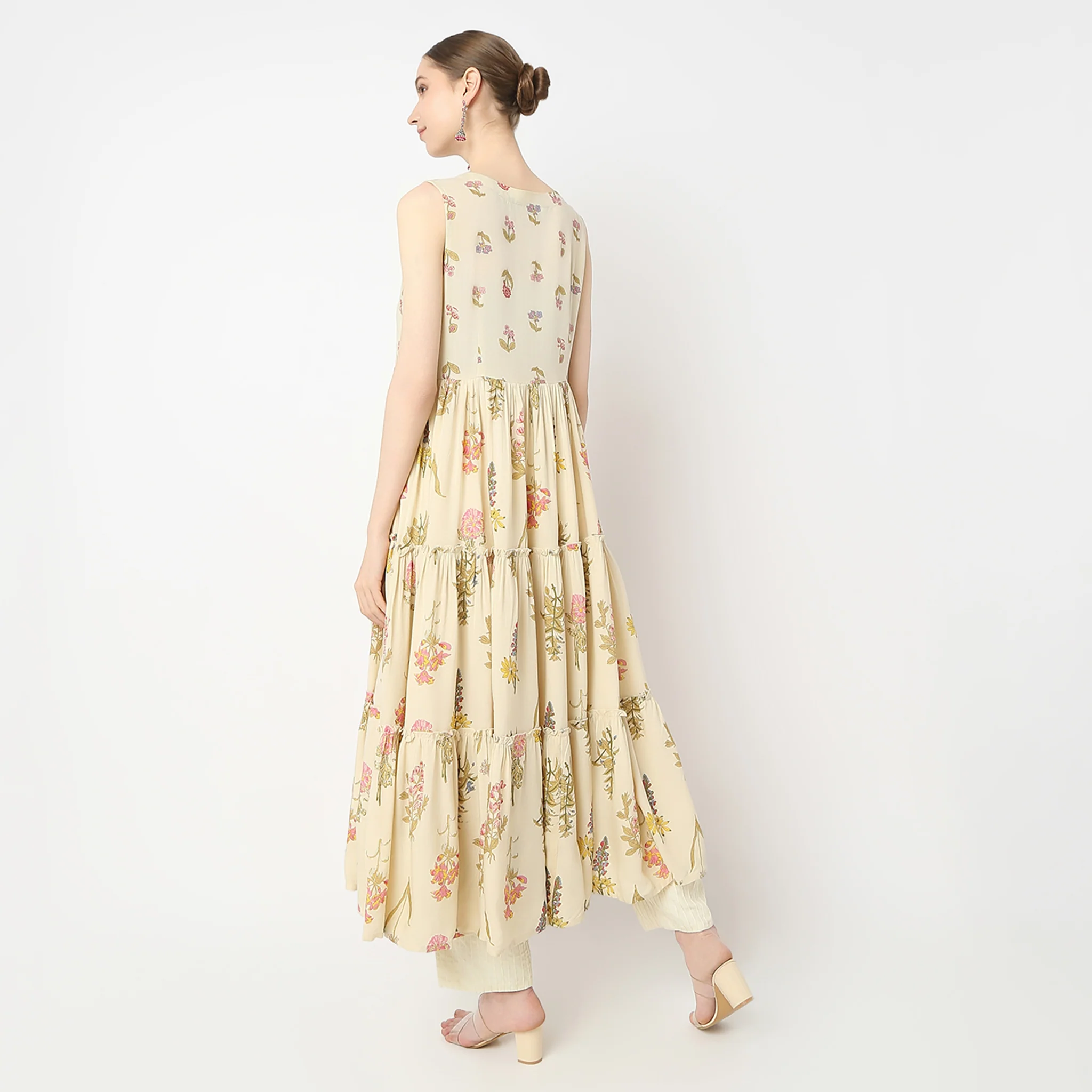 Flare Fit Printed Below Knee V-Neck Alia Cut Sleeveless Kurta - Image 3