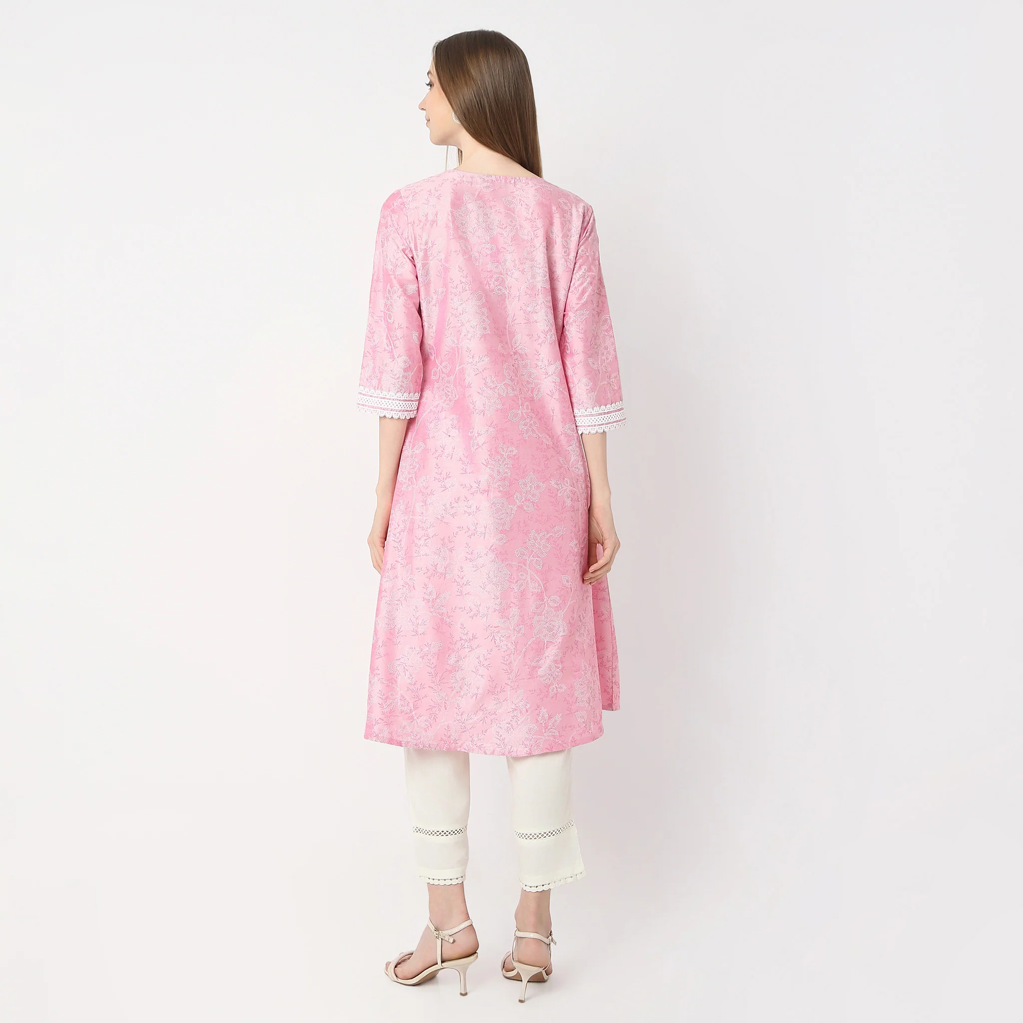 Flare Fit Printed Below Knee V-Neck Elegant Kurta - Image 3