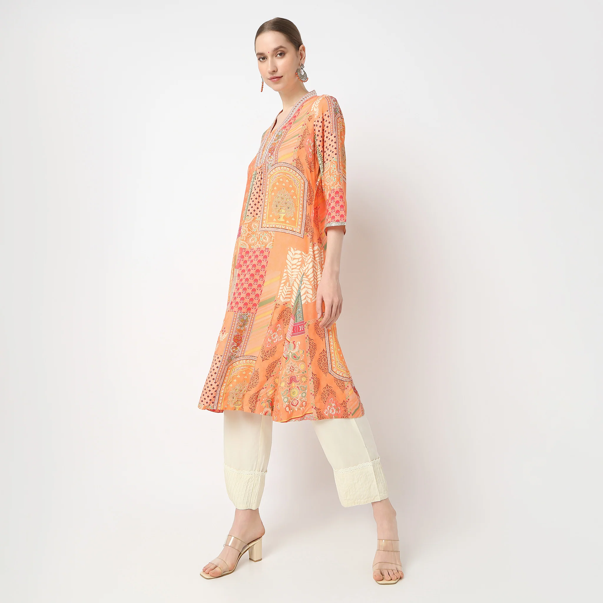 Flare Fit Printed Below Knee V-Neck Kurta - Image 5
