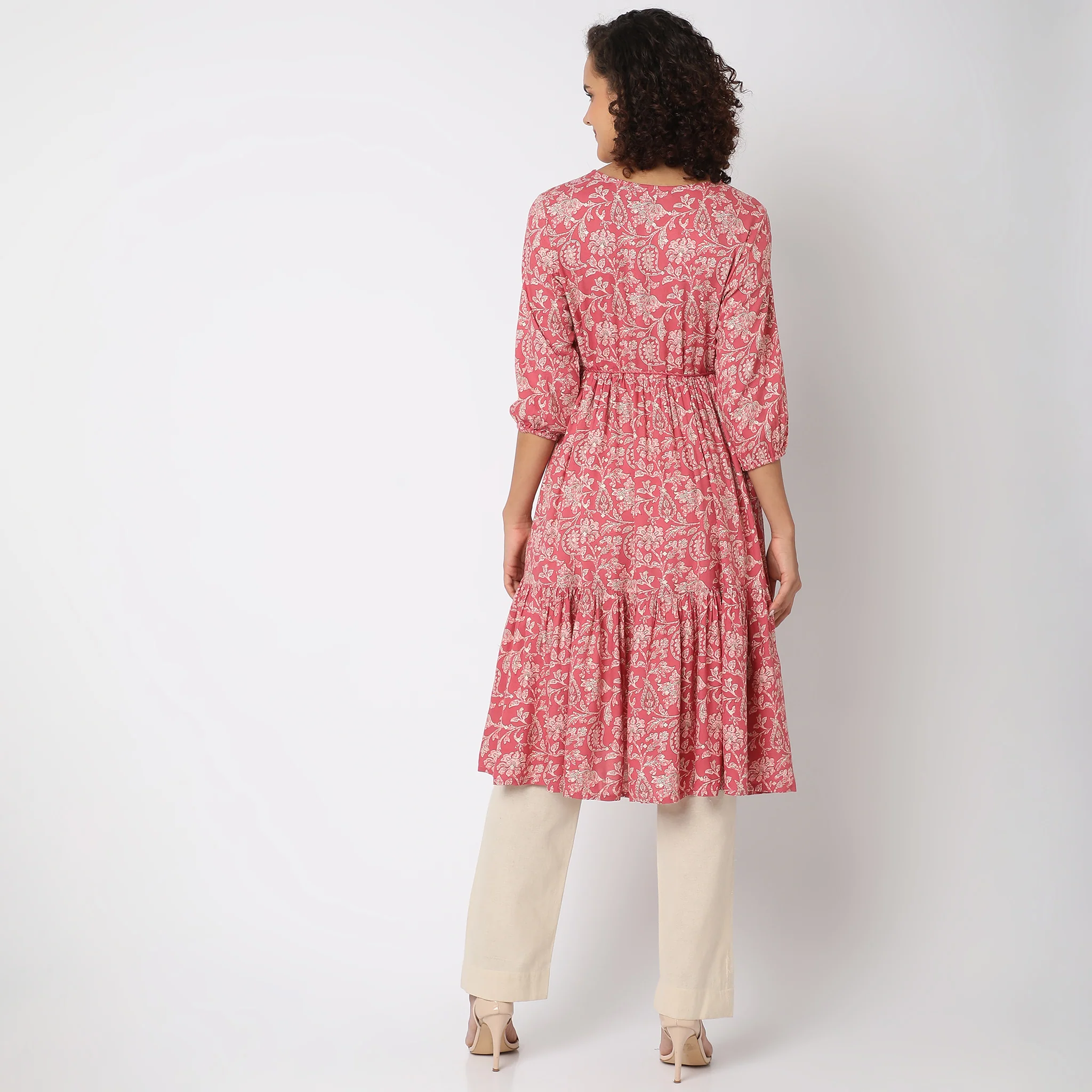 Flare Fit Printed Kurta - Image 3