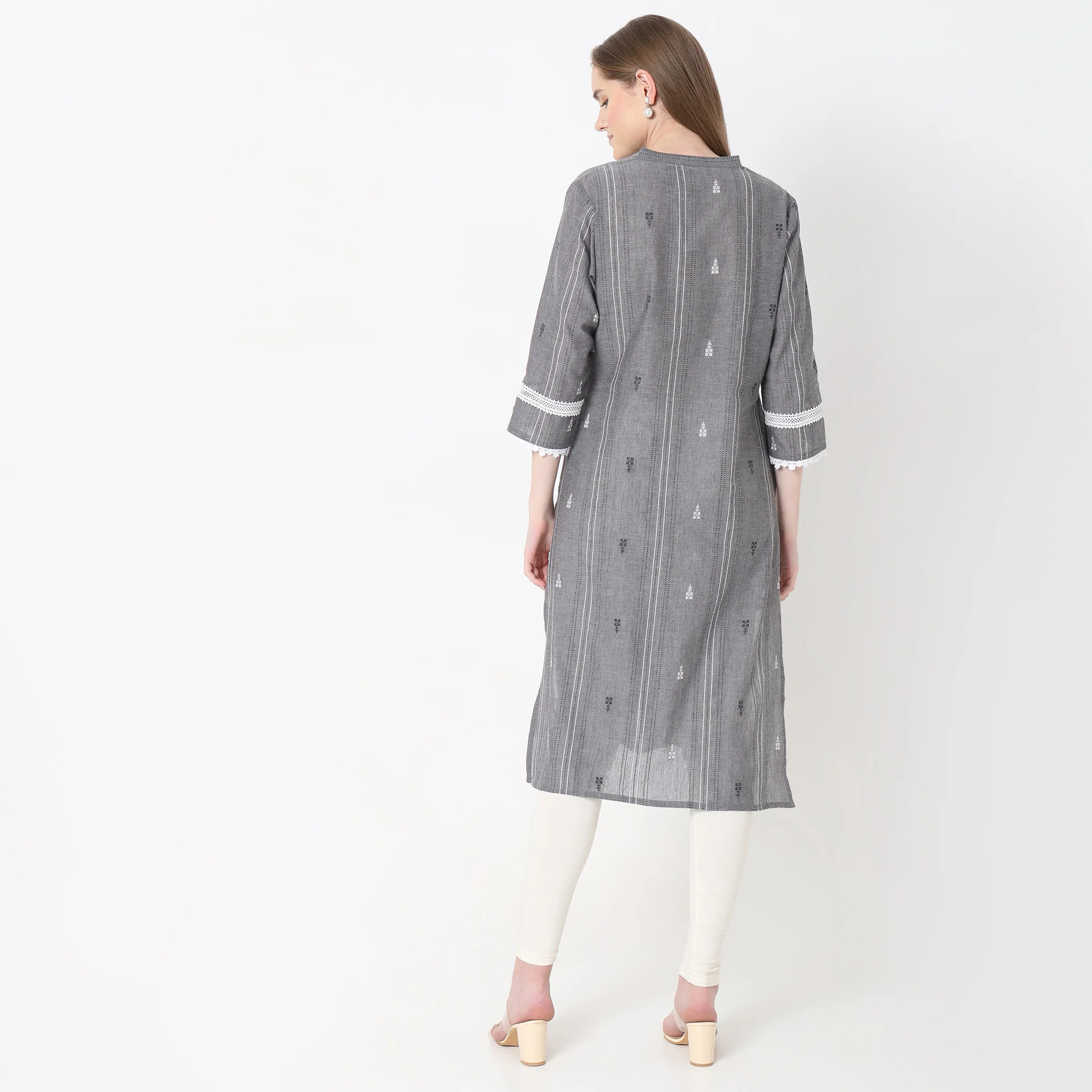 Flare Fit Printed Kurta - Image 3