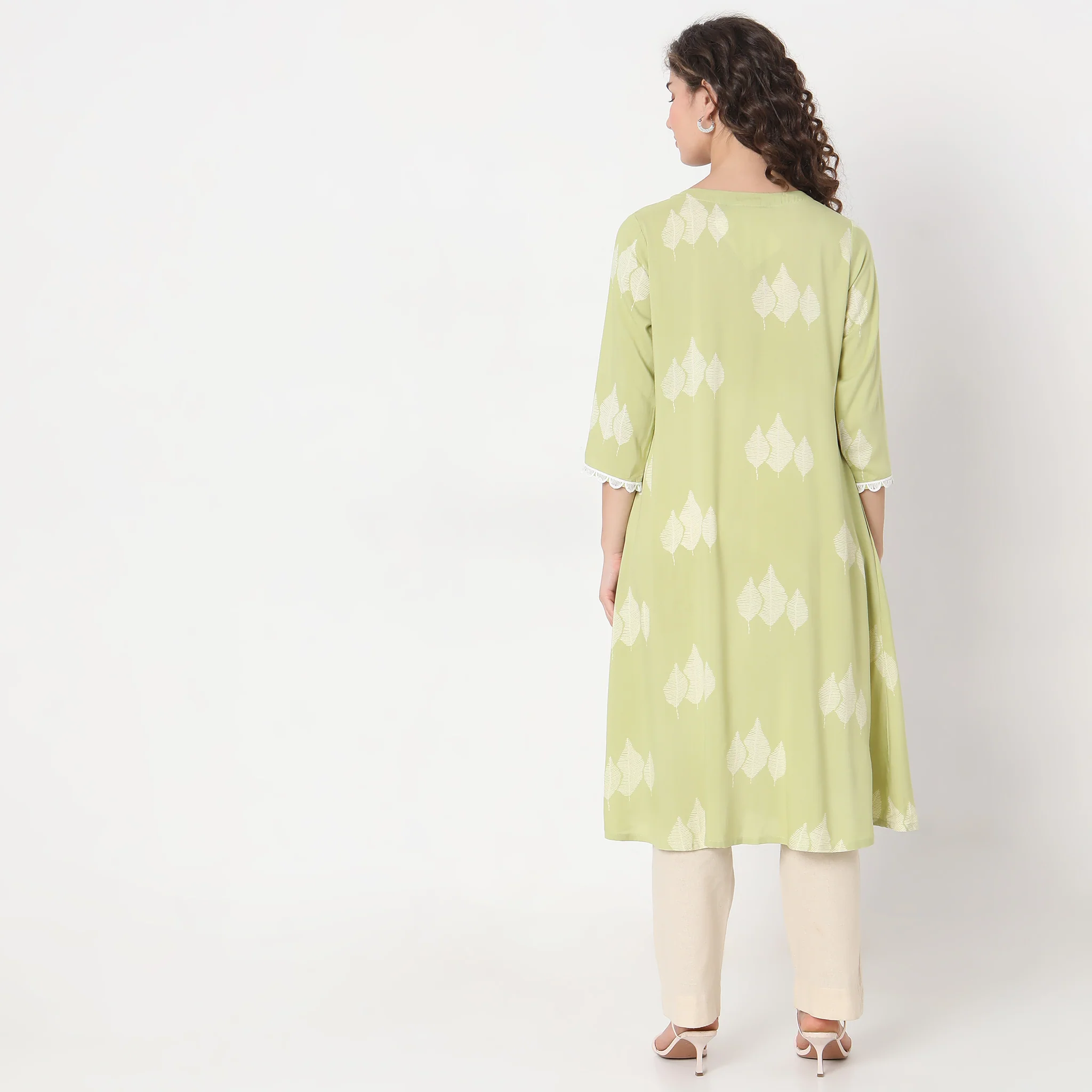 Flare Fit Printed Kurta - Image 3