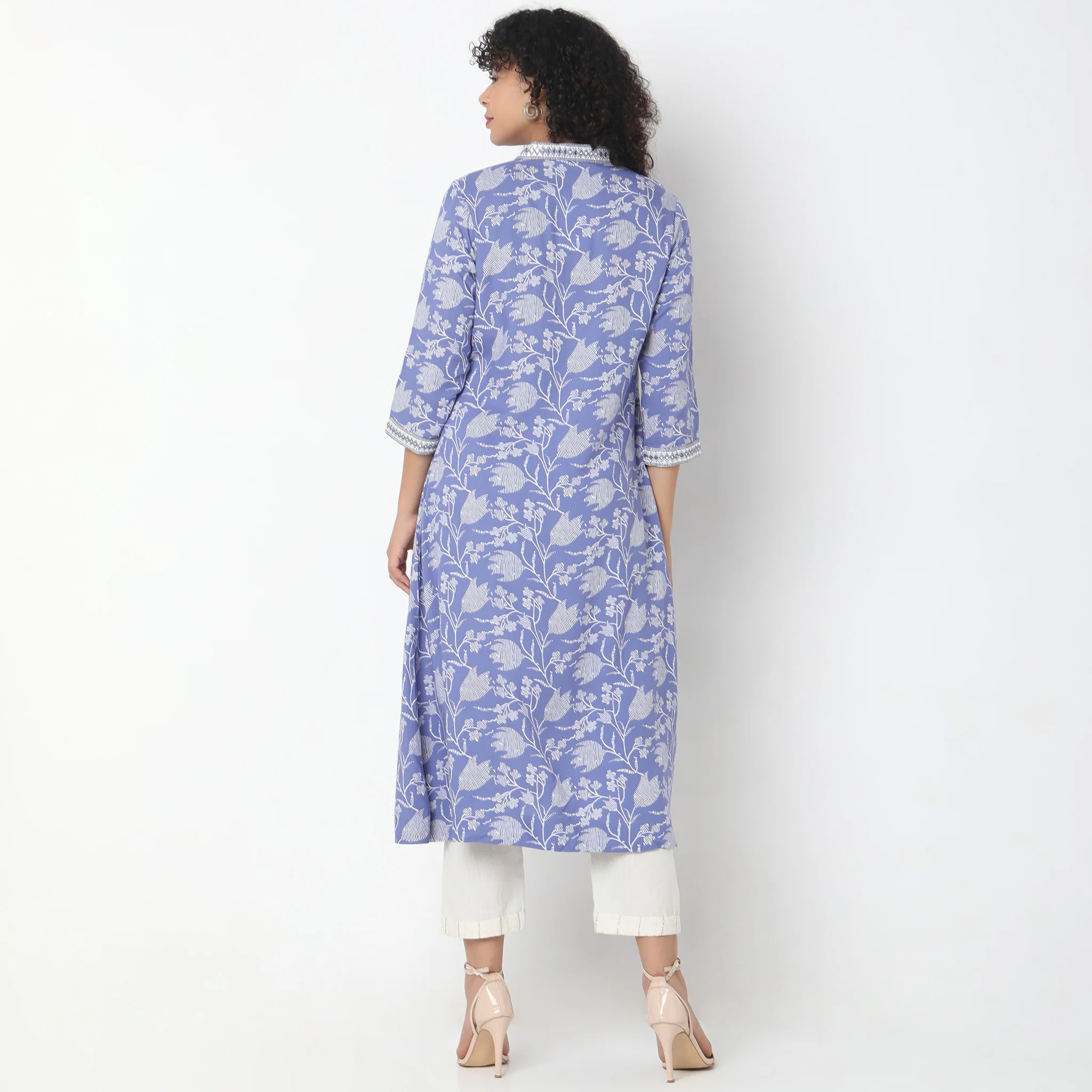 Flare Fit Printed Kurta - Image 3