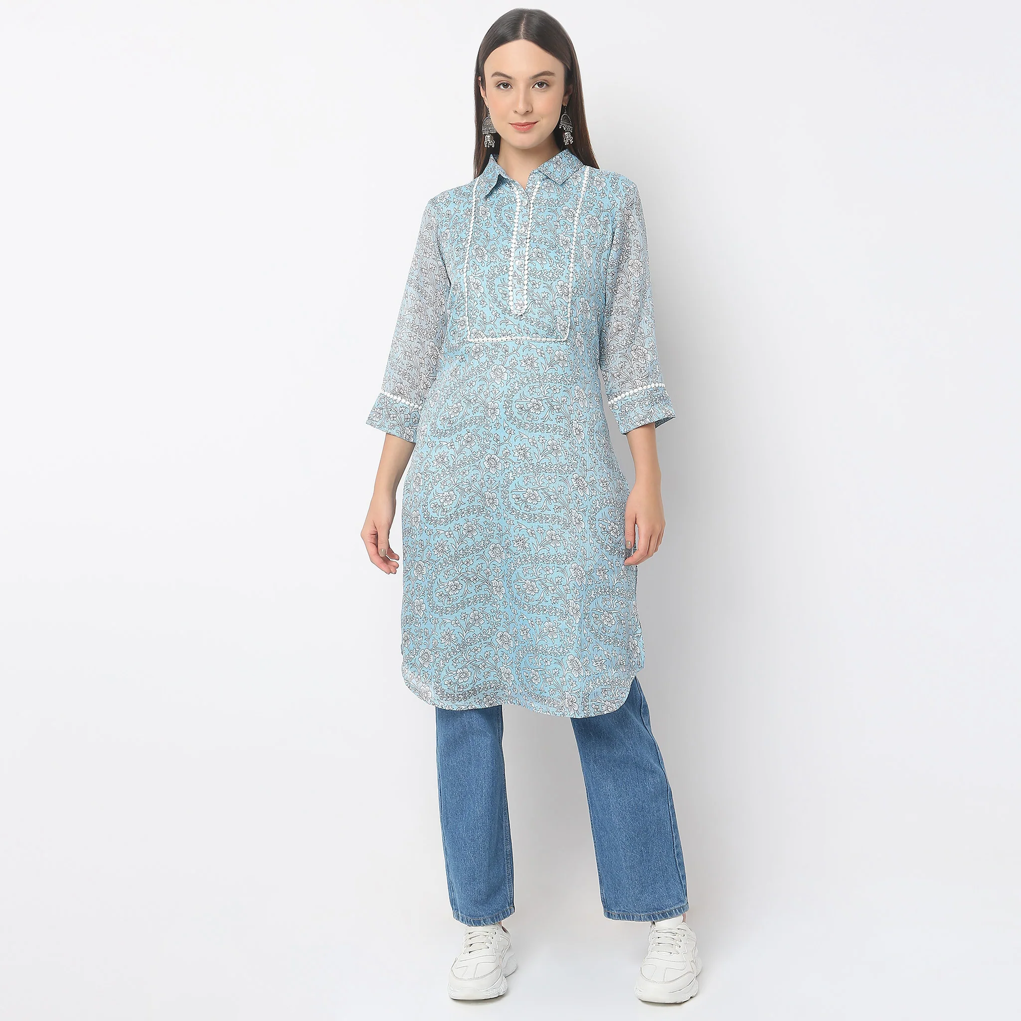 Flare Fit Printed Kurta - Image 2