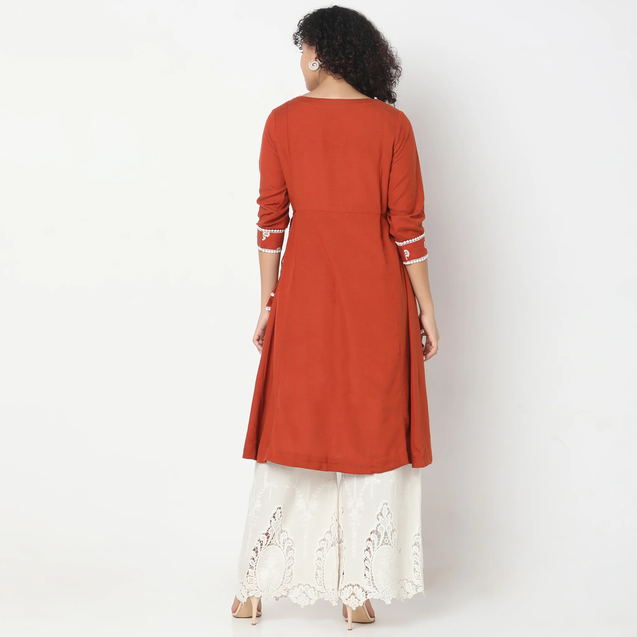 Flare Fit Printed Kurta - Image 3