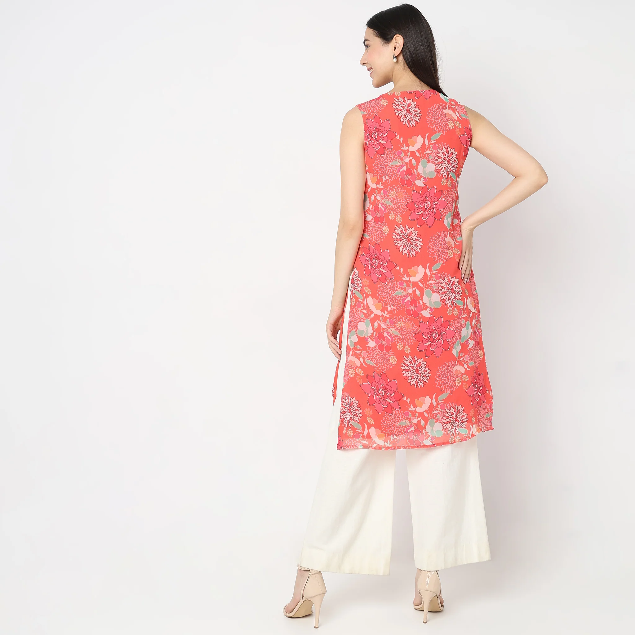 Flare Fit Printed Kurta - Image 3