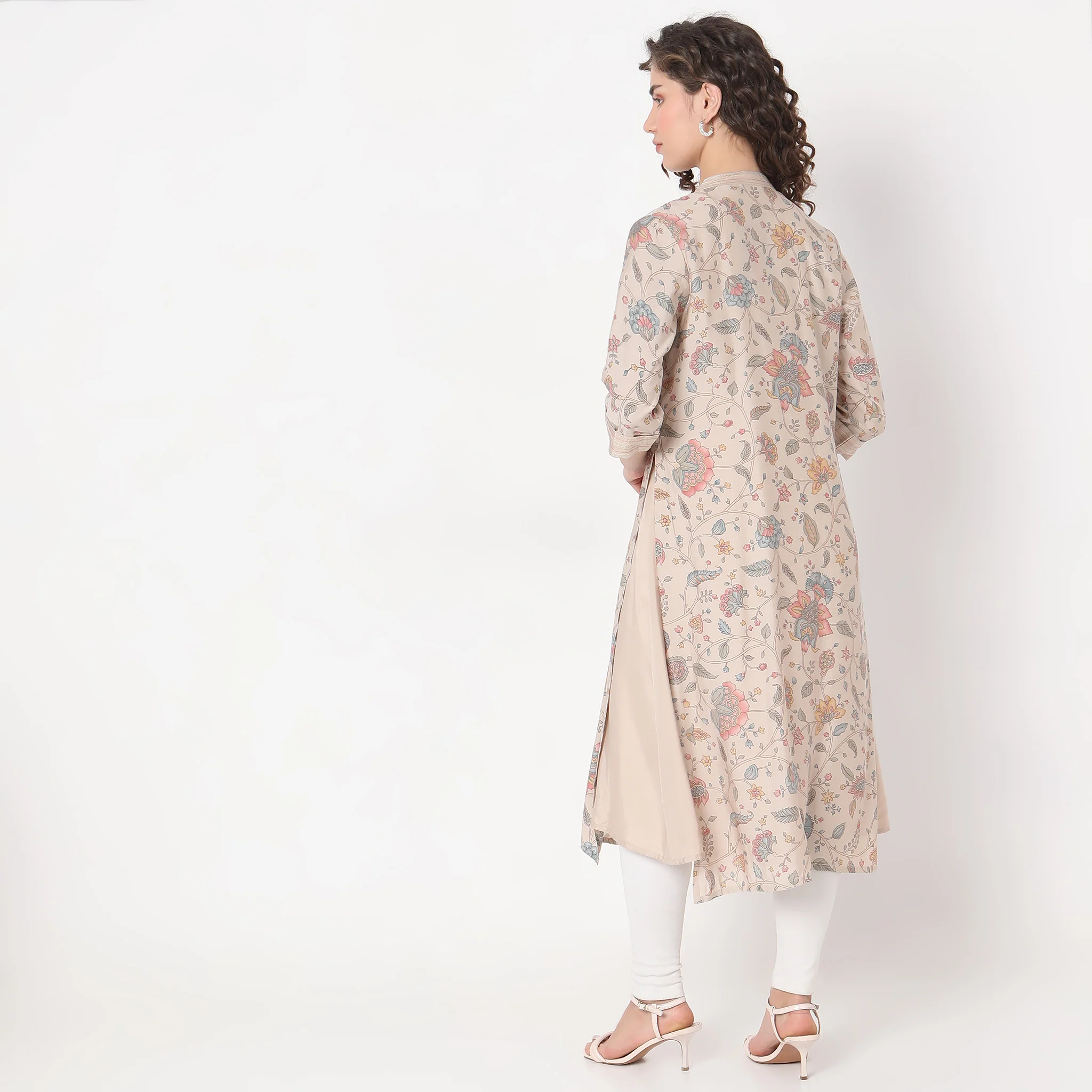 Flare Fit Printed Kurta - Image 3