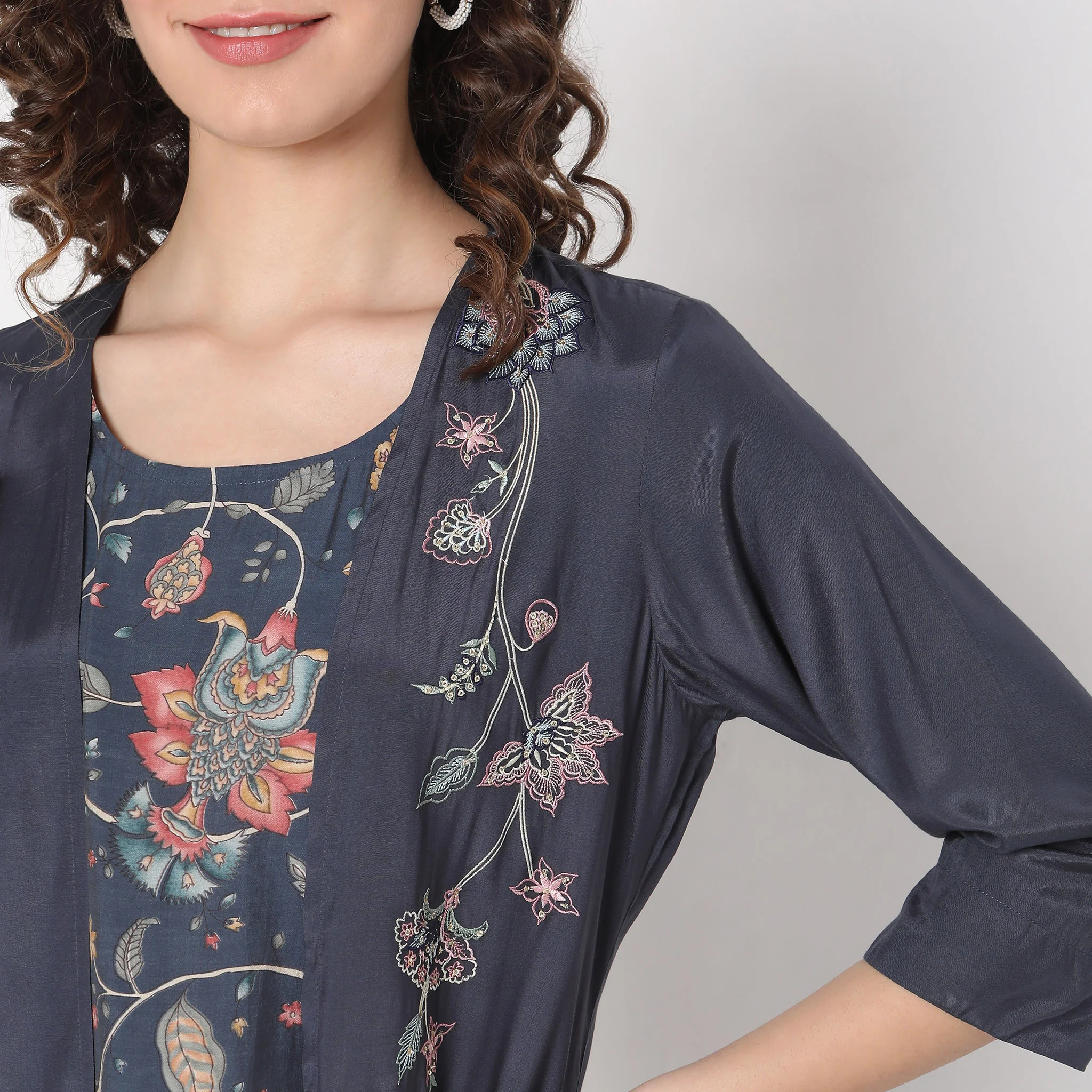 Flare Fit Printed Kurta - Image 4
