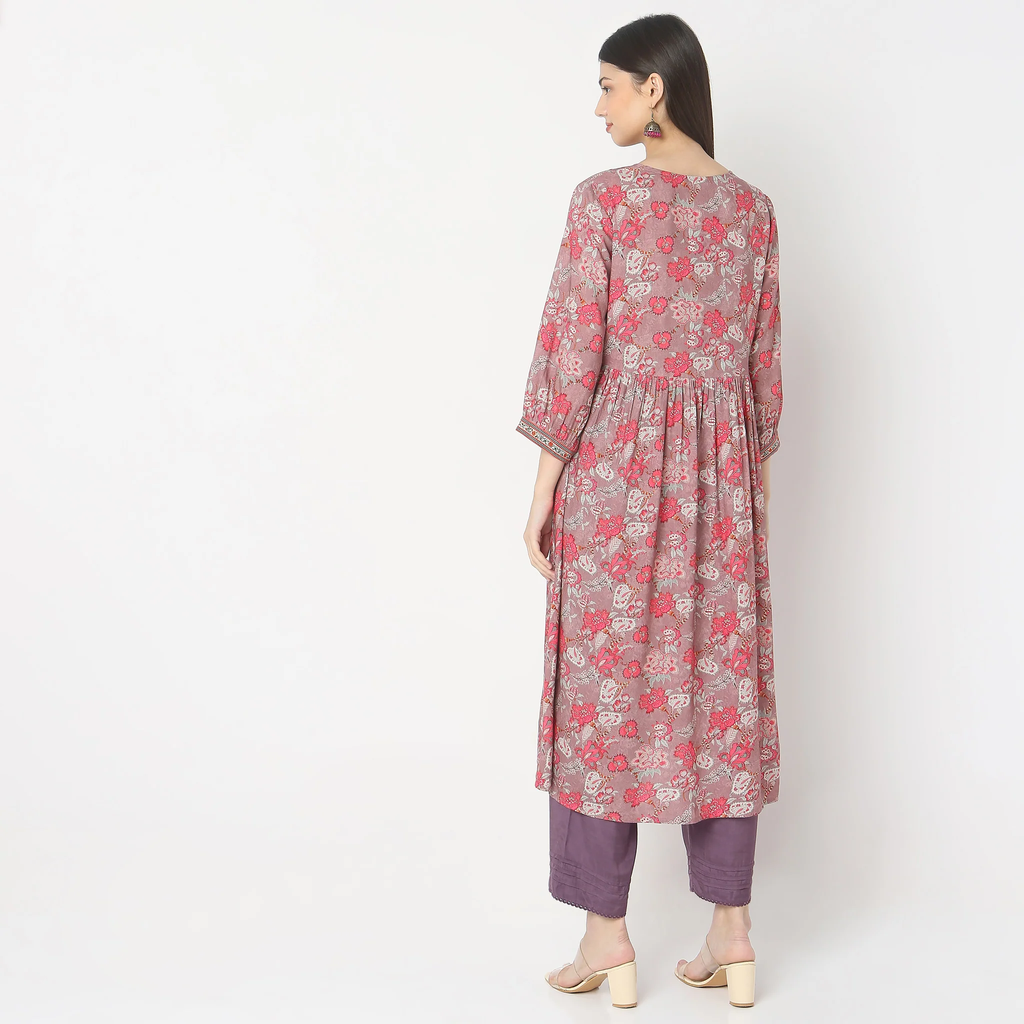 Flare Fit Printed Kurta - Image 3