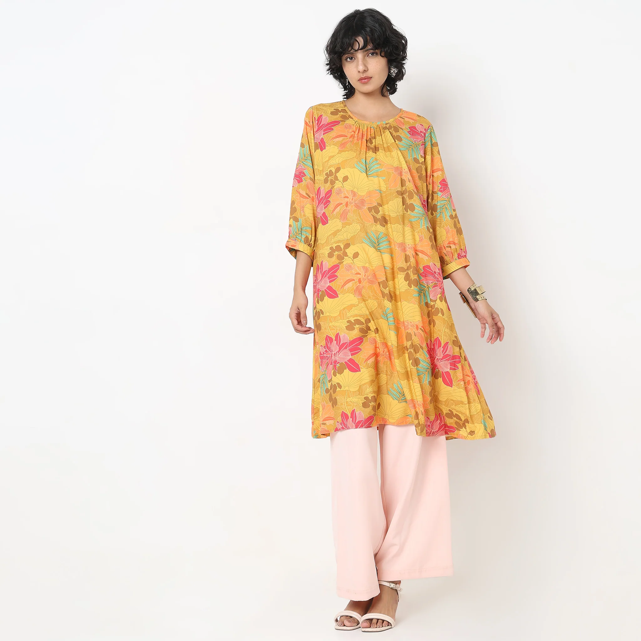 Flare Fit Printed Kurta - Image 2