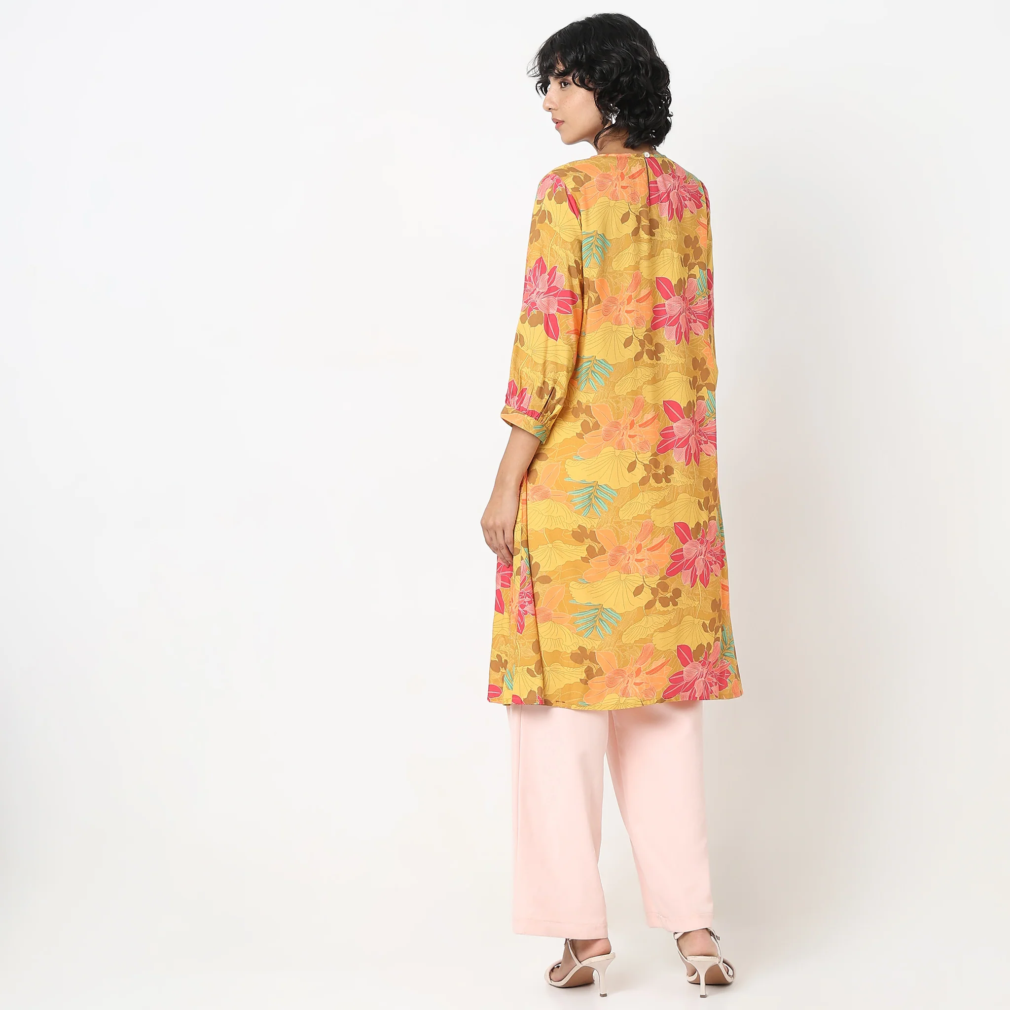 Flare Fit Printed Kurta - Image 3