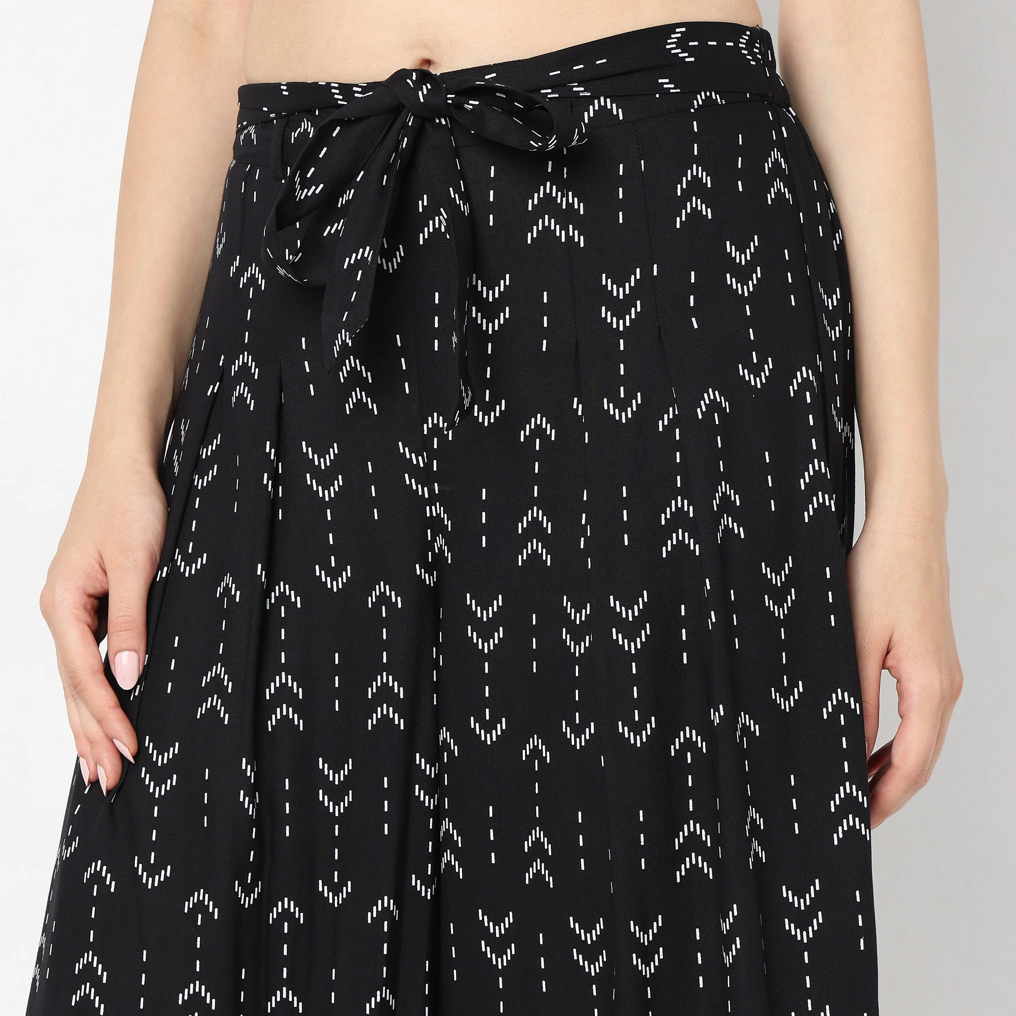 Flare Fit Printed Mid Rise Palazzos - Image 4